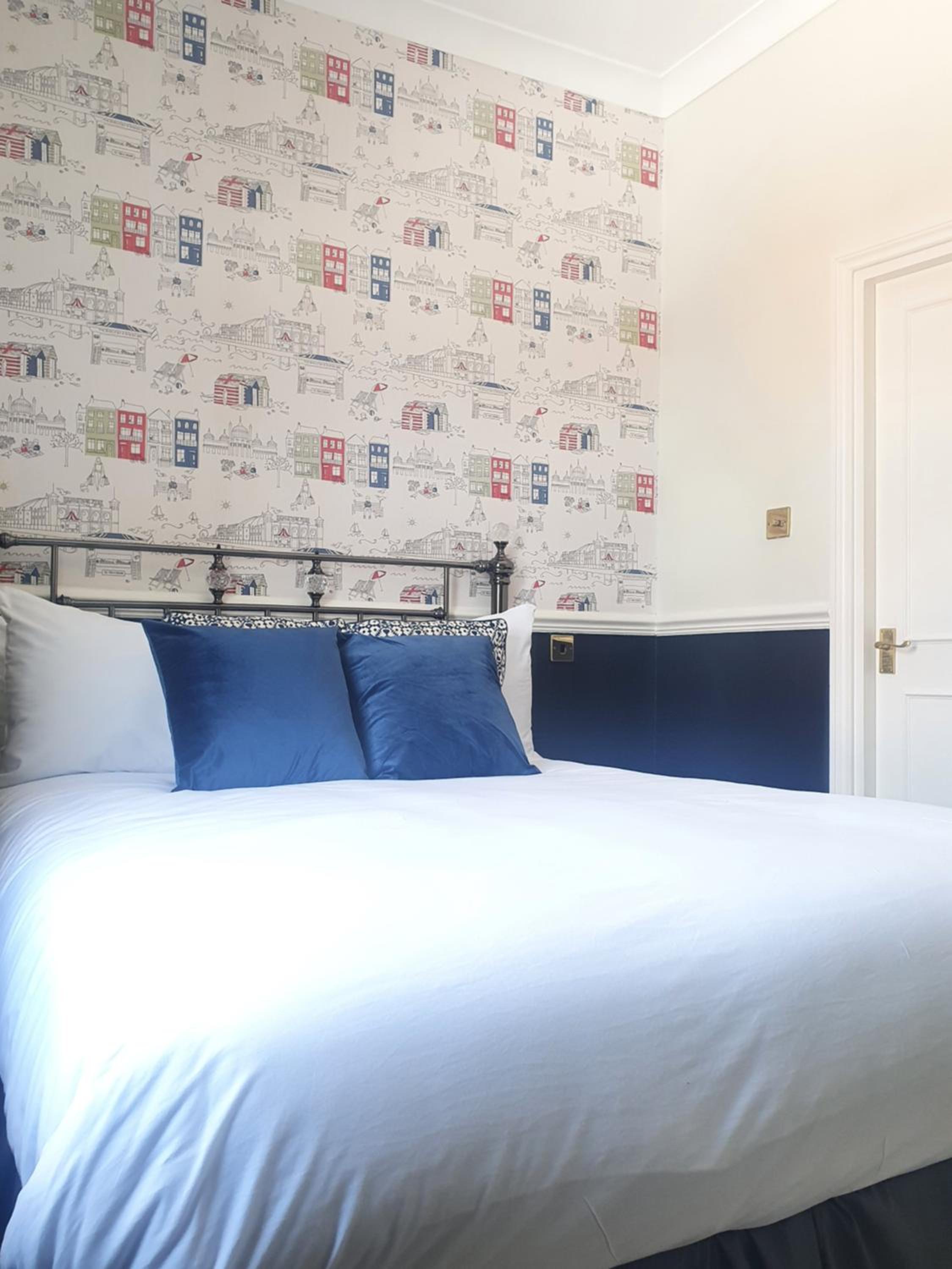 Small Double Room photo 2