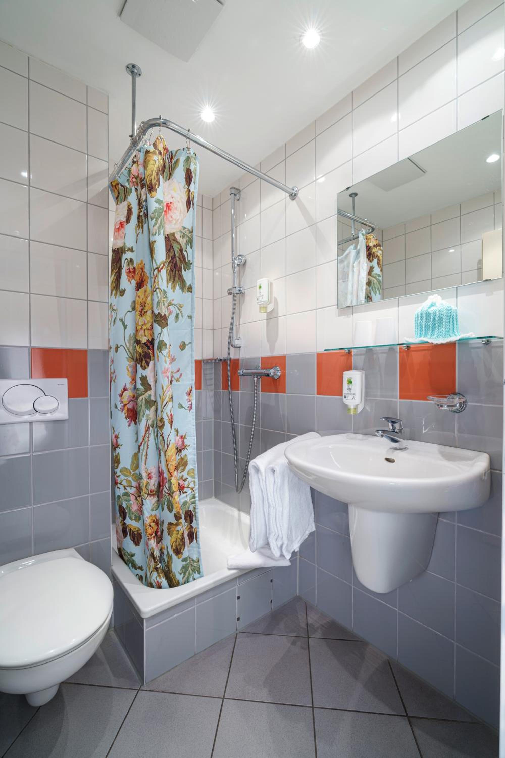 Standard Double Room - Photo 6