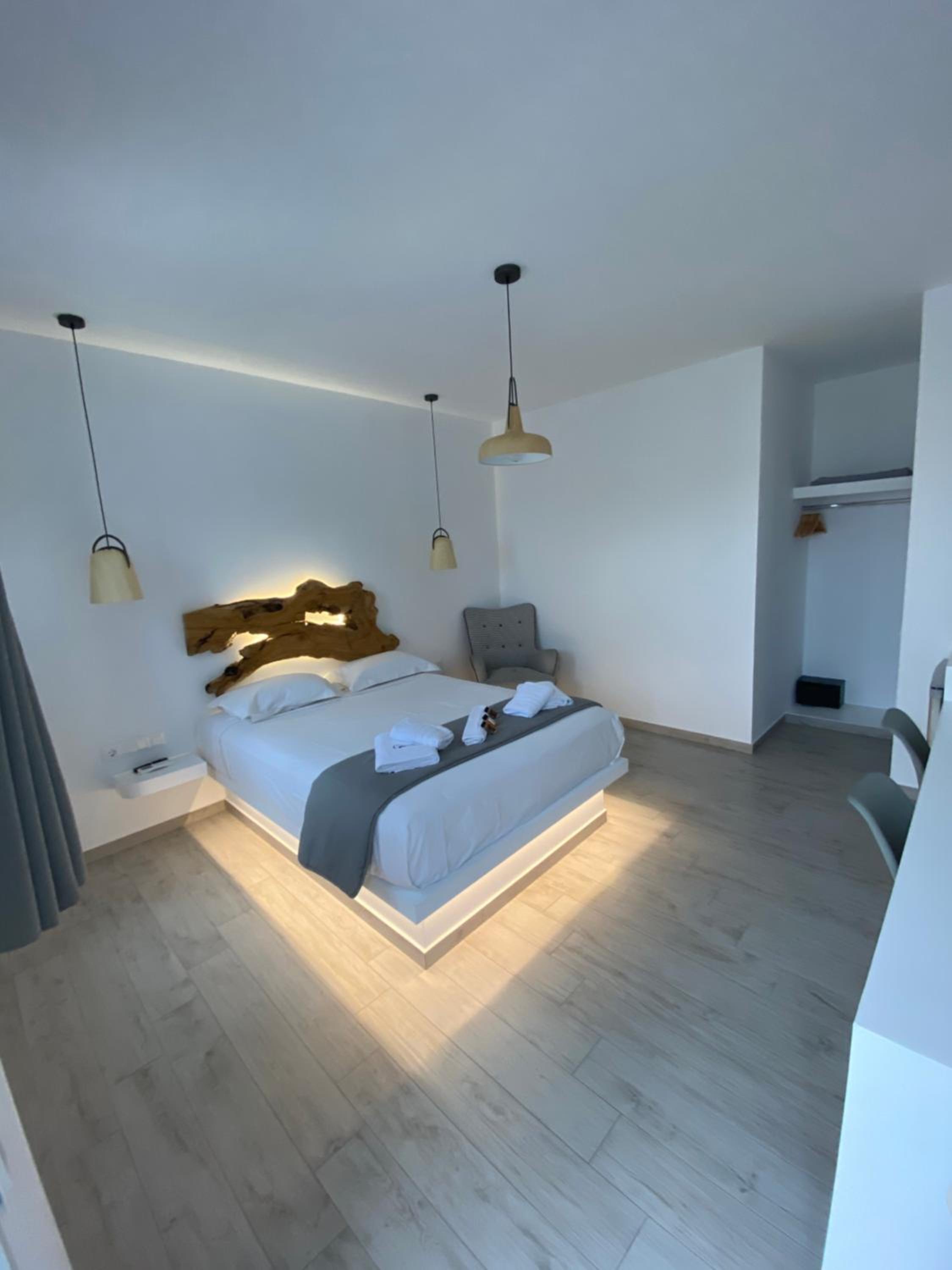 One-Bedroom Suite photo 1