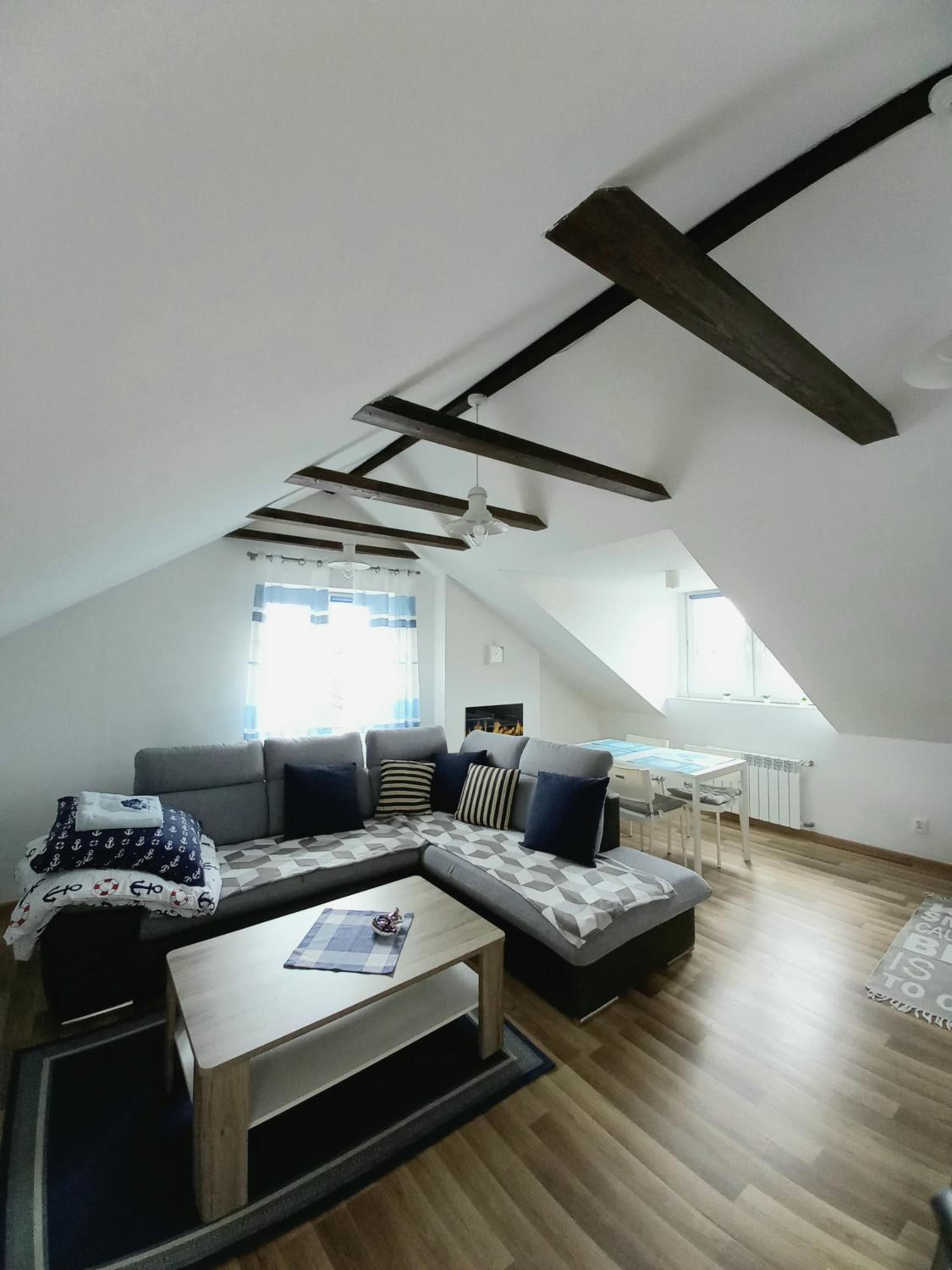 Apartment - Photo 3