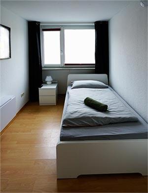 Single Room with Shared Bathroom photo 2
