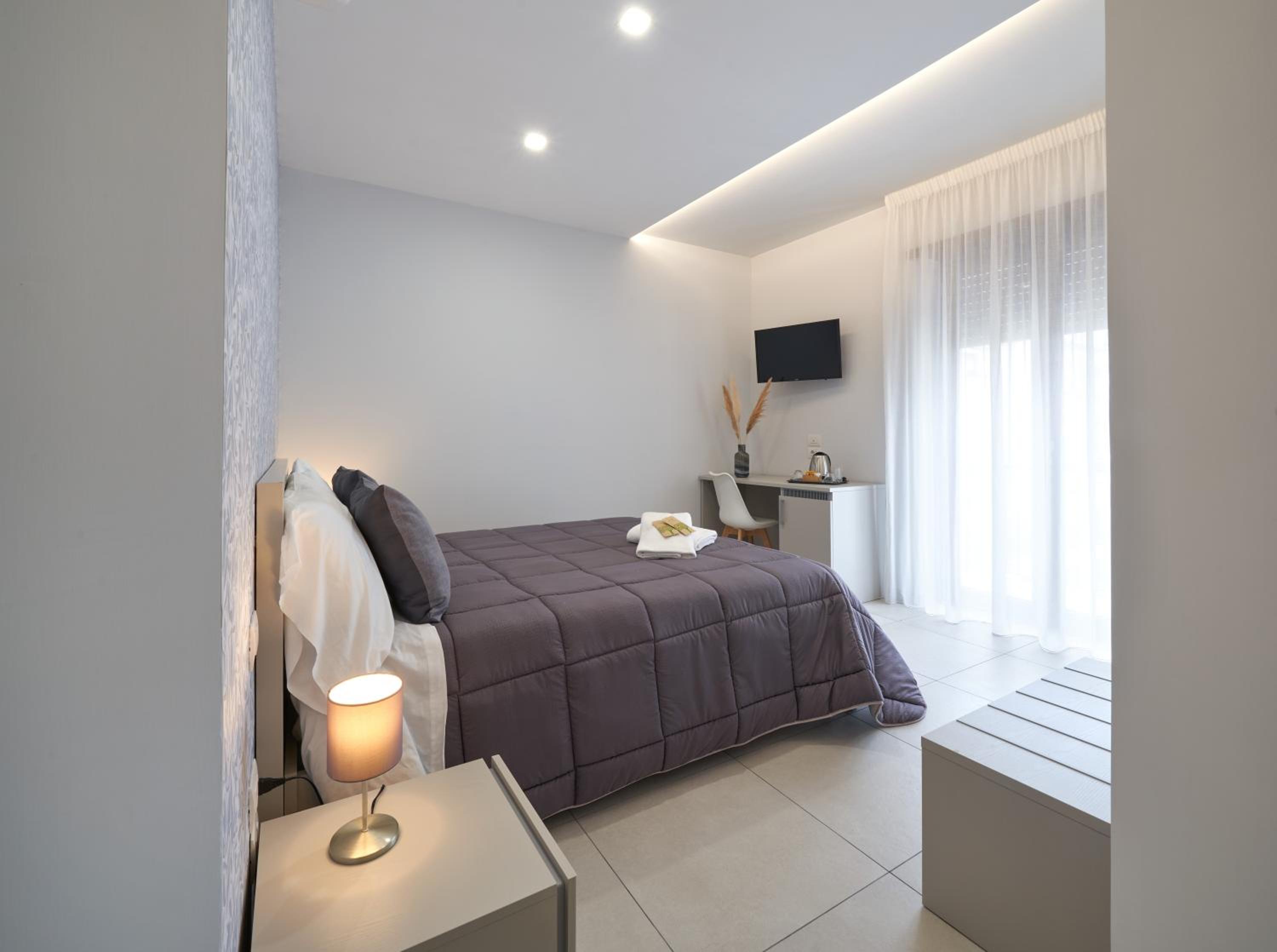 Double Room with Balcony photo 2