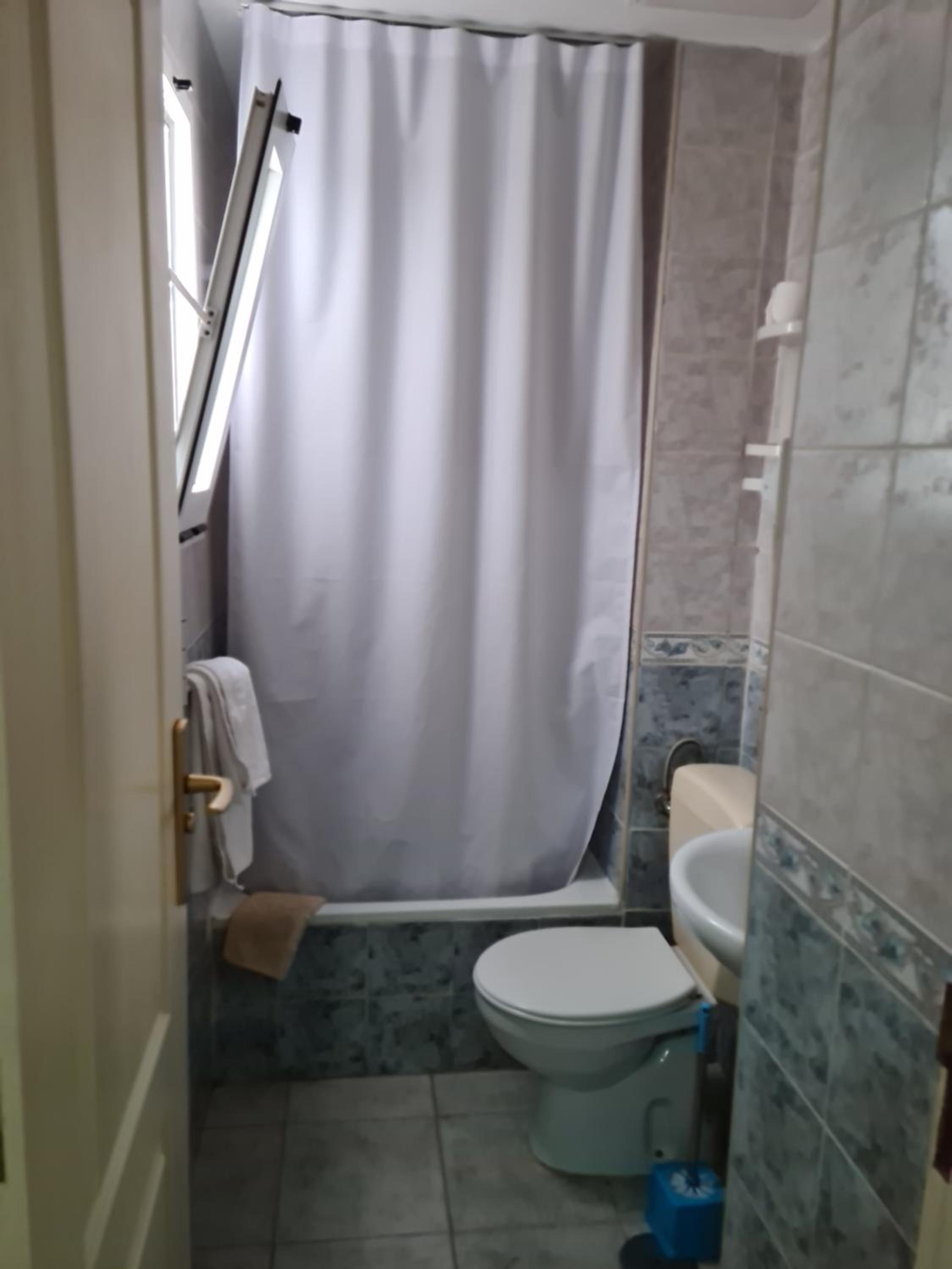 1 Bedroom  Apartment (2 Adults) photo 3