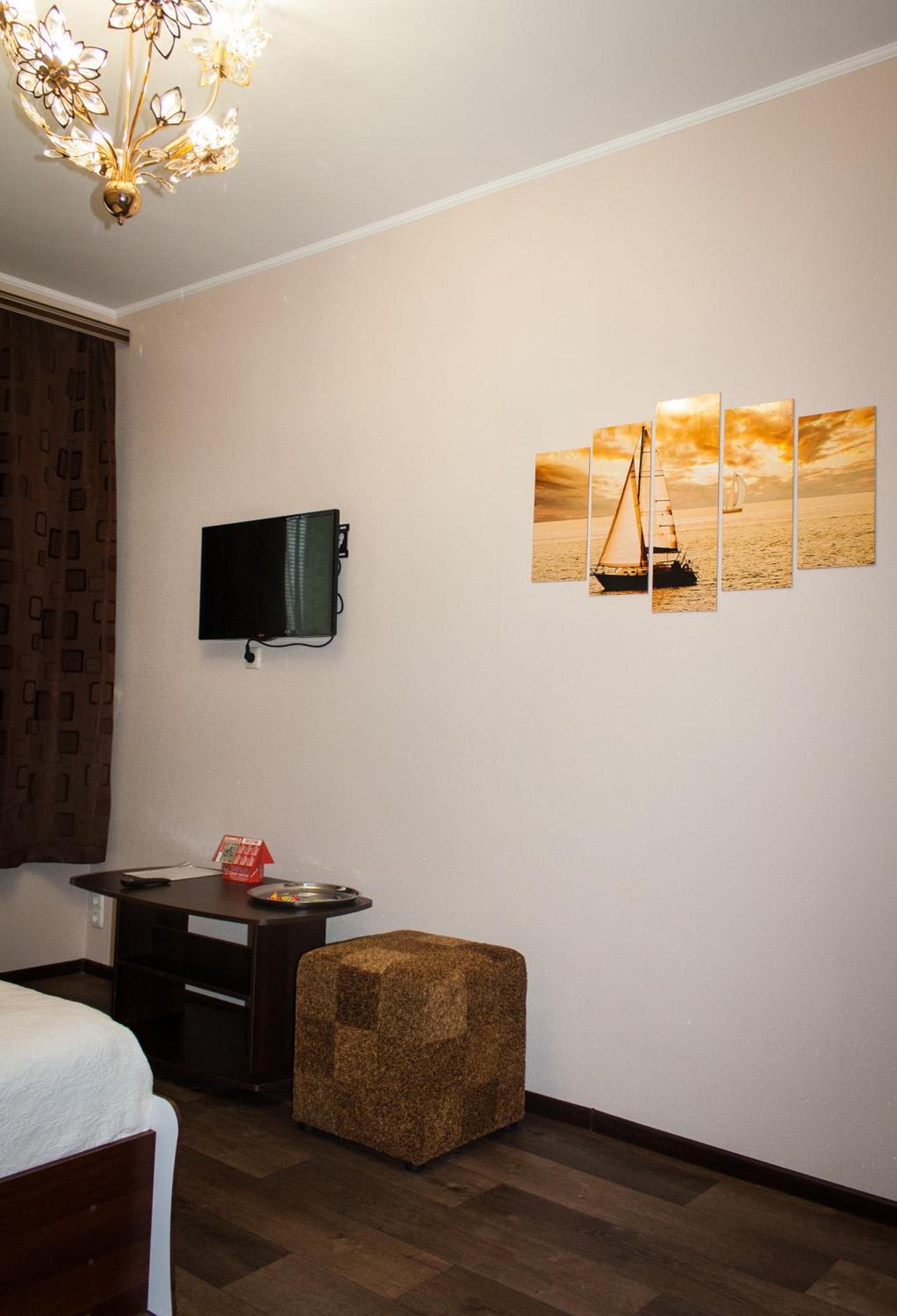 Standard Double Room photo 3