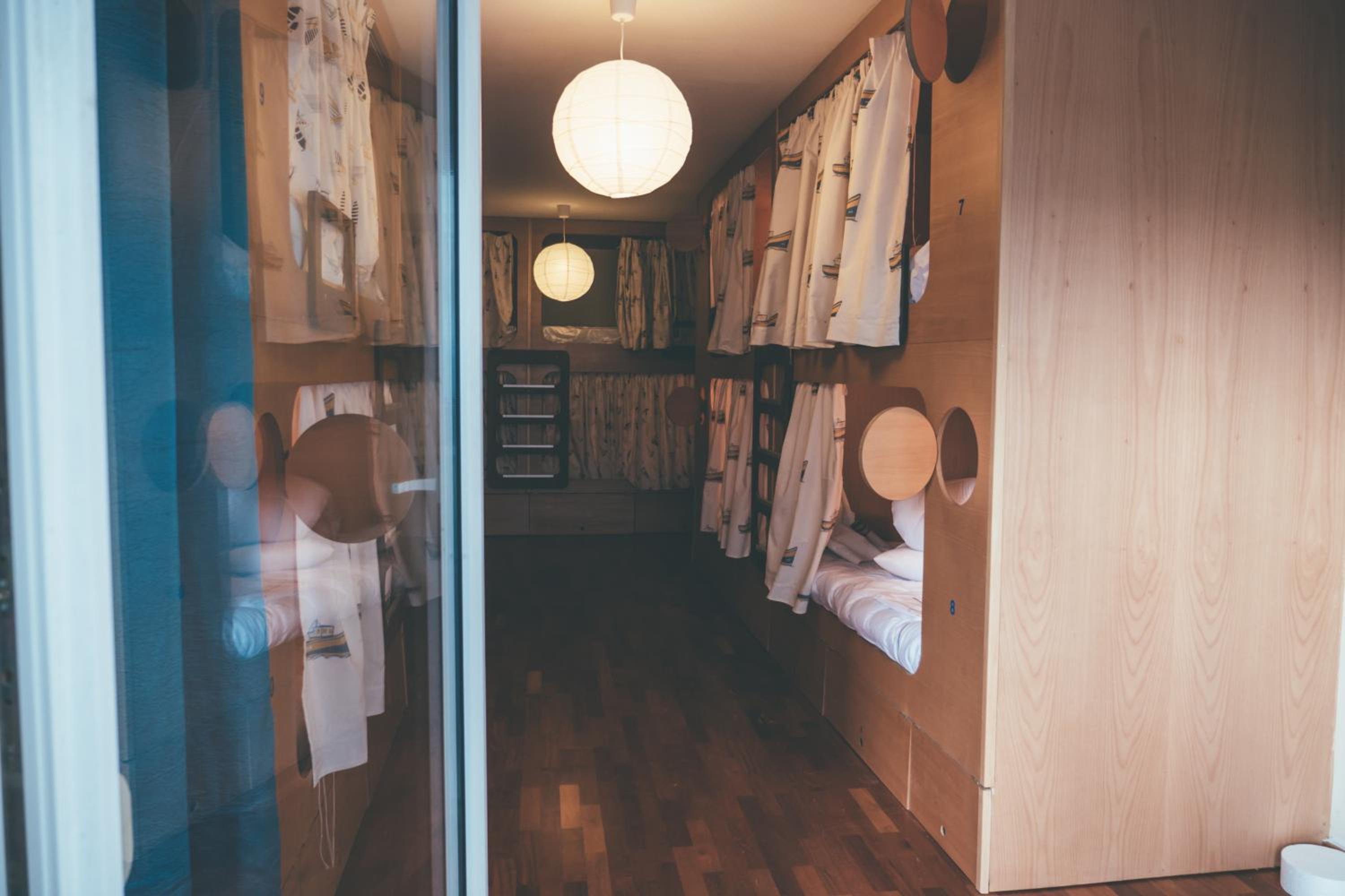Bed in 10-Bed Mixed Dormitory Room photo 2