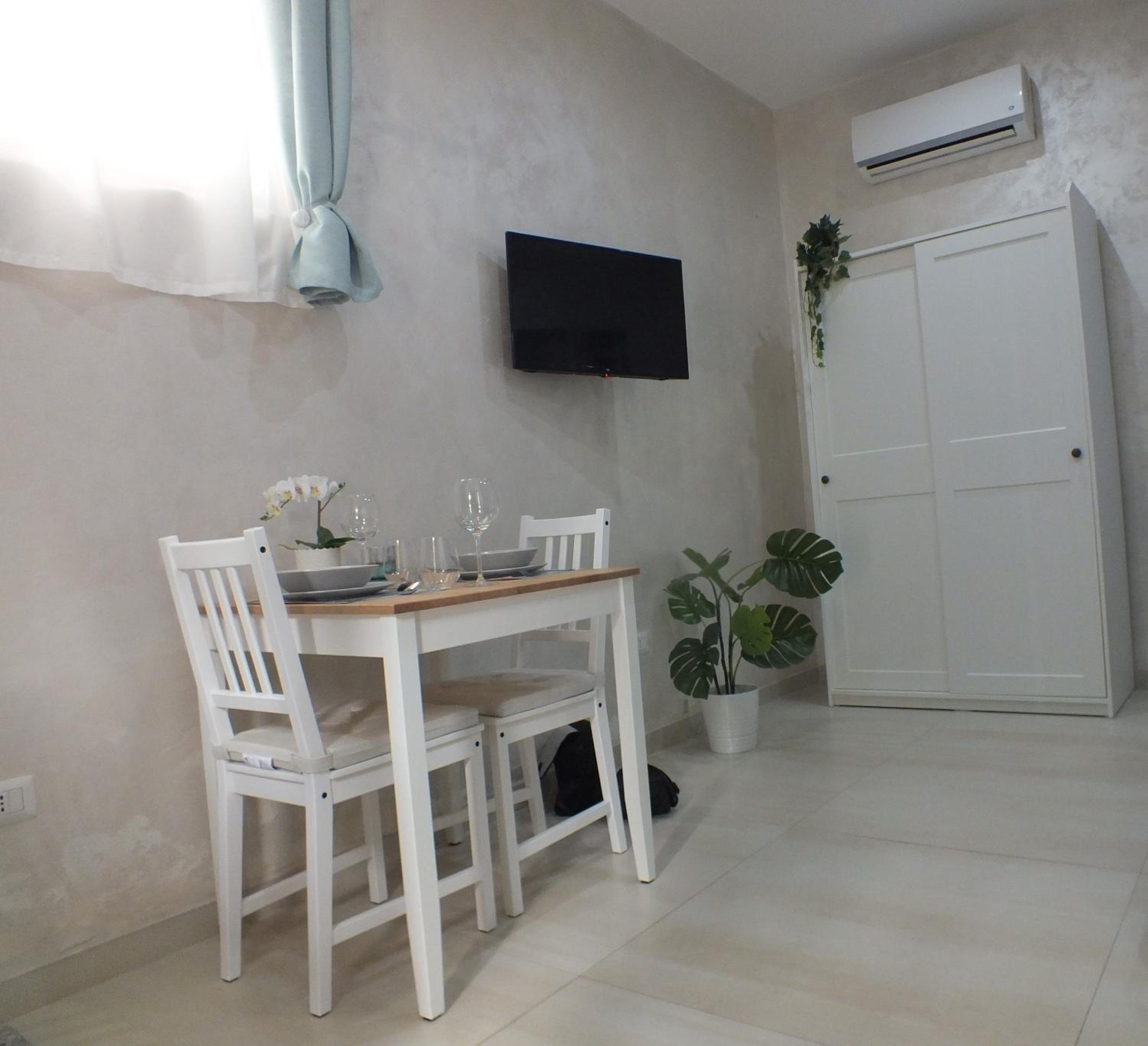 Queen Room - Photo 6