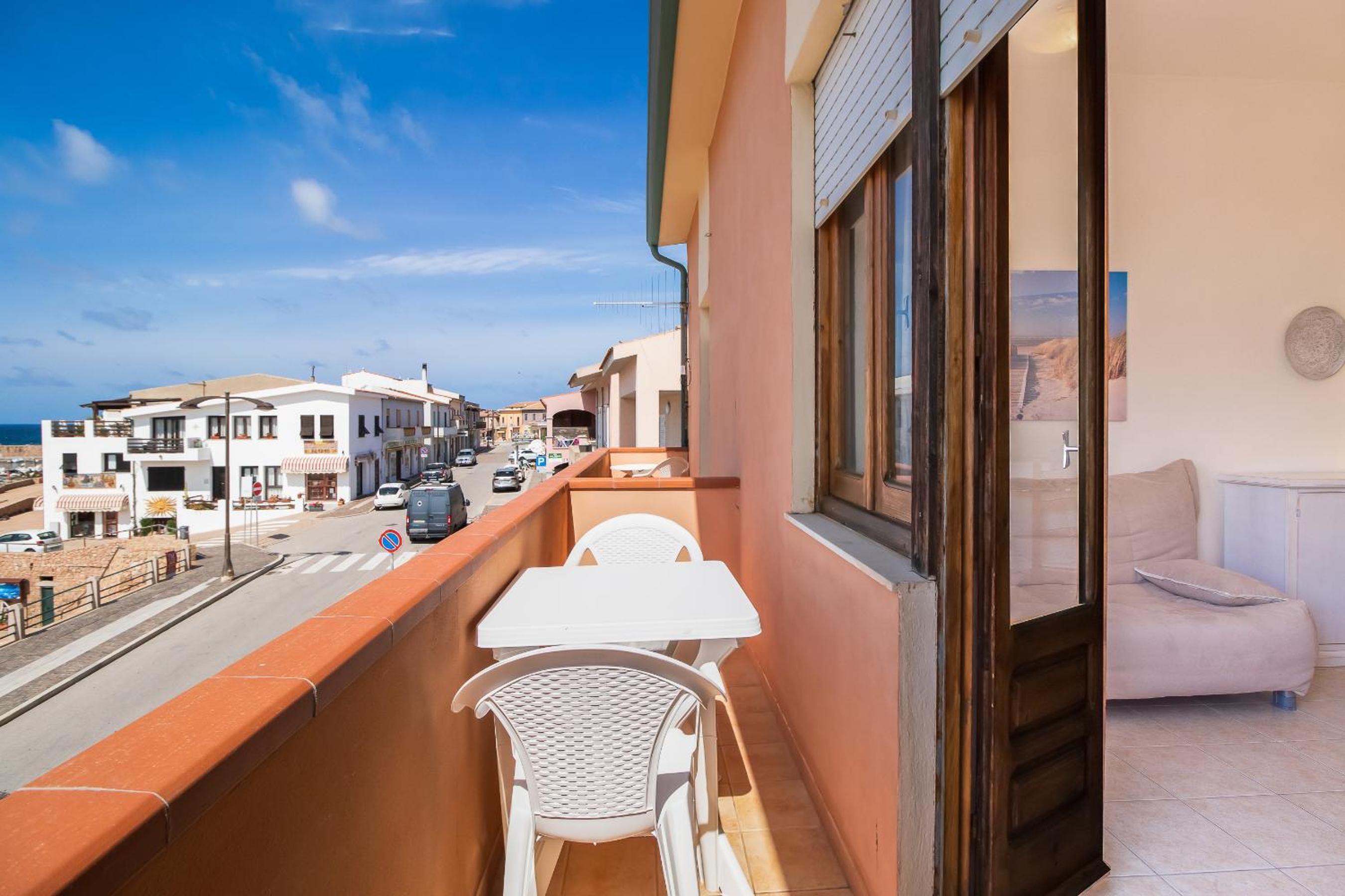 Superior One-Bedroom Apartment with Balcony - Photo 19