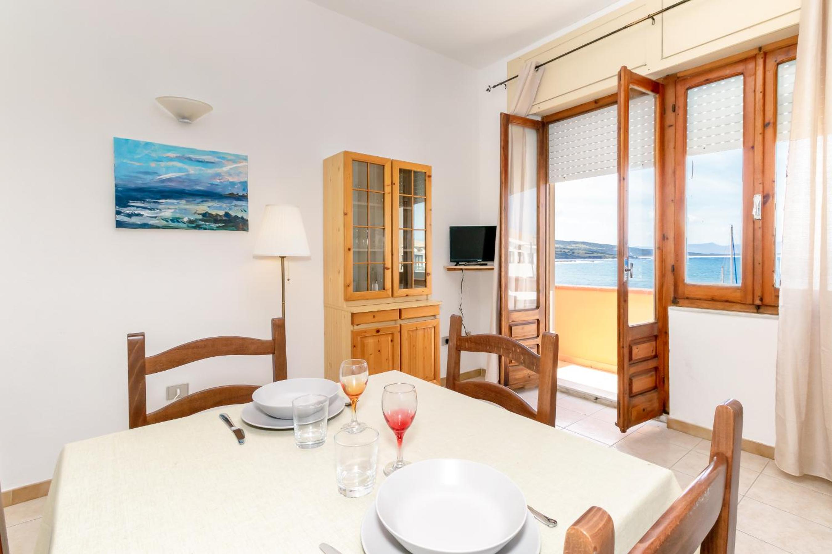 Superior One-Bedroom Apartment with Balcony - Photo 3