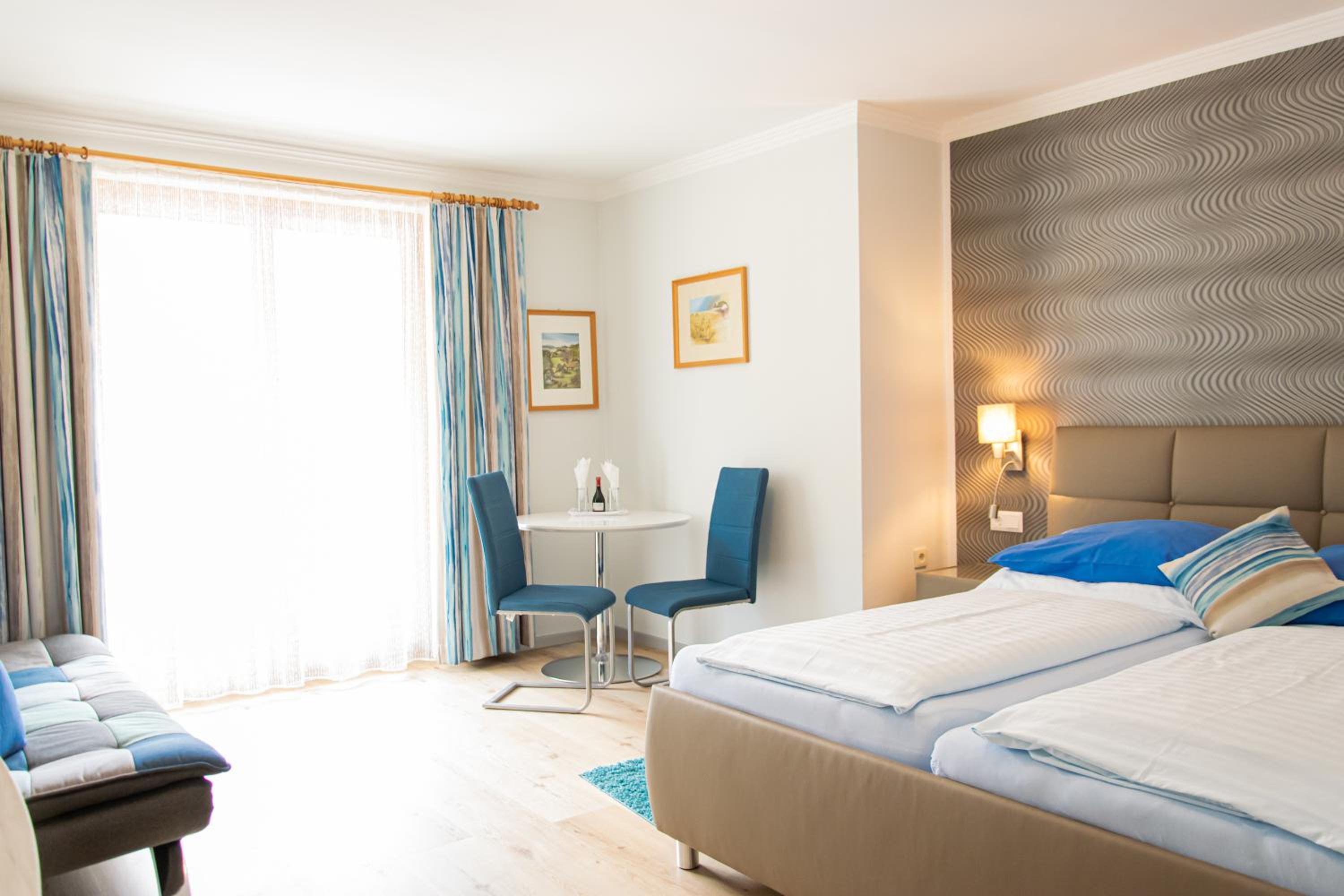 Double Room - Photo 6