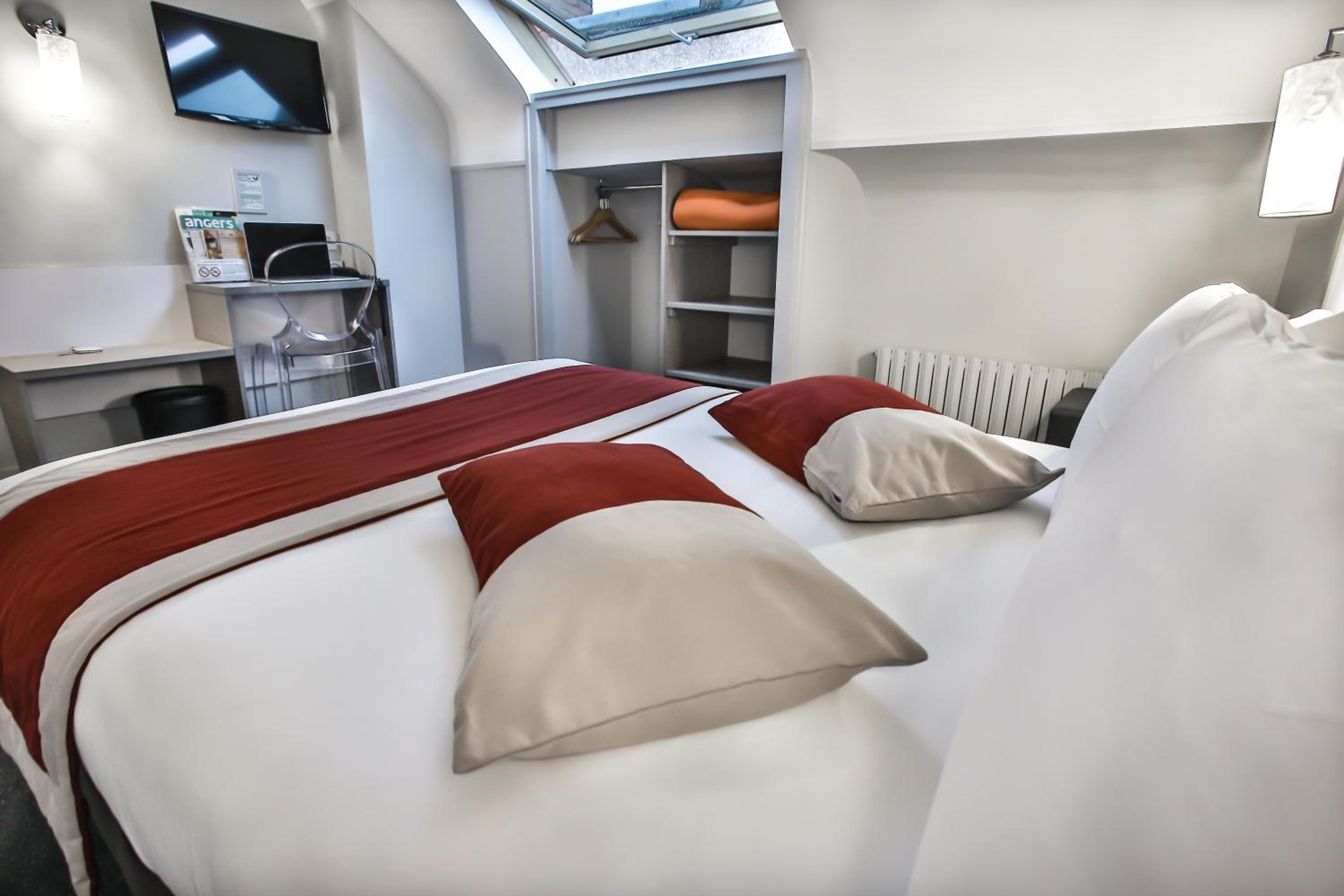 Superior Double Room - Photo 7