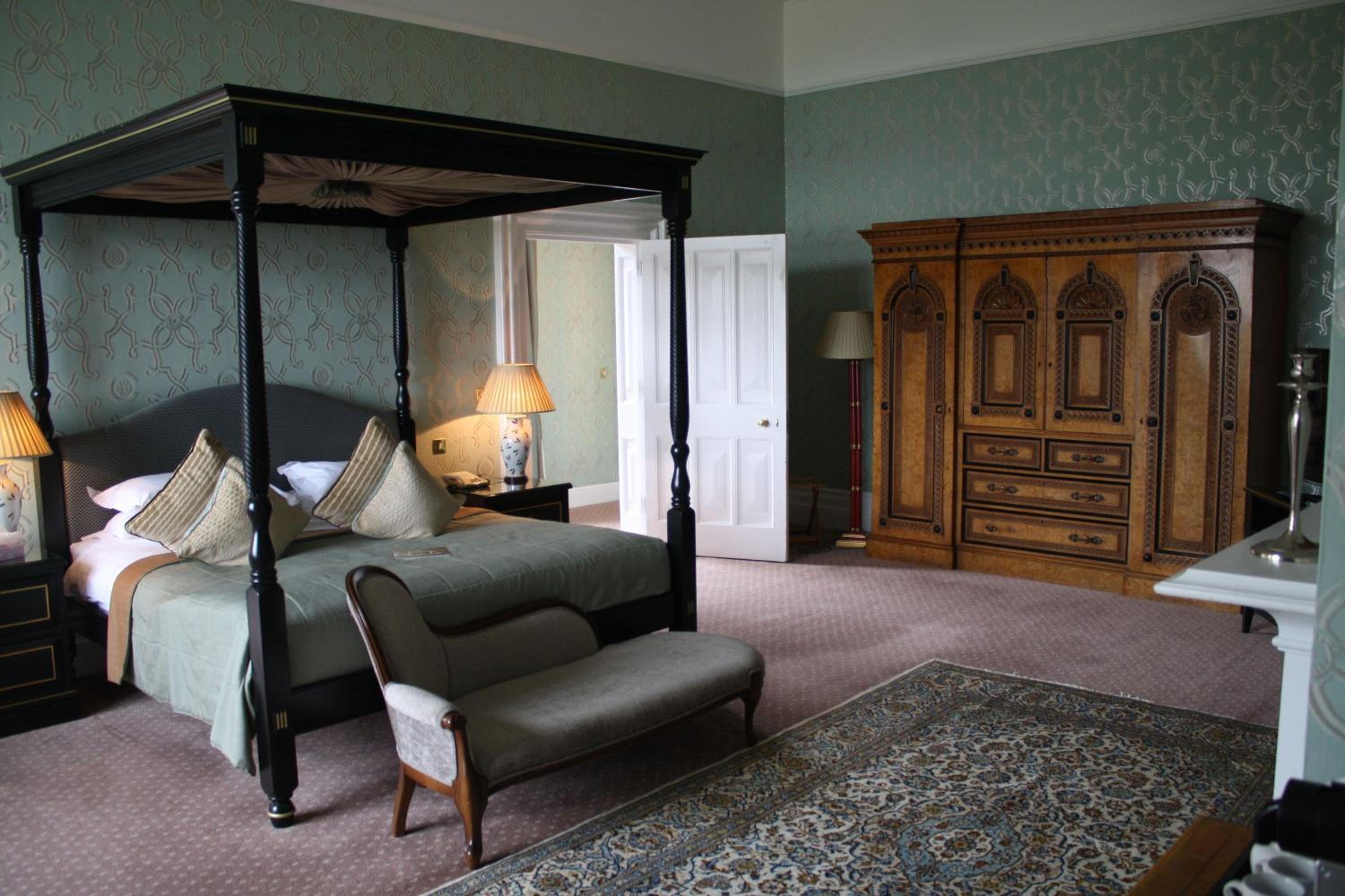 Superior King Suite with Four Poster Bed - Photo 11