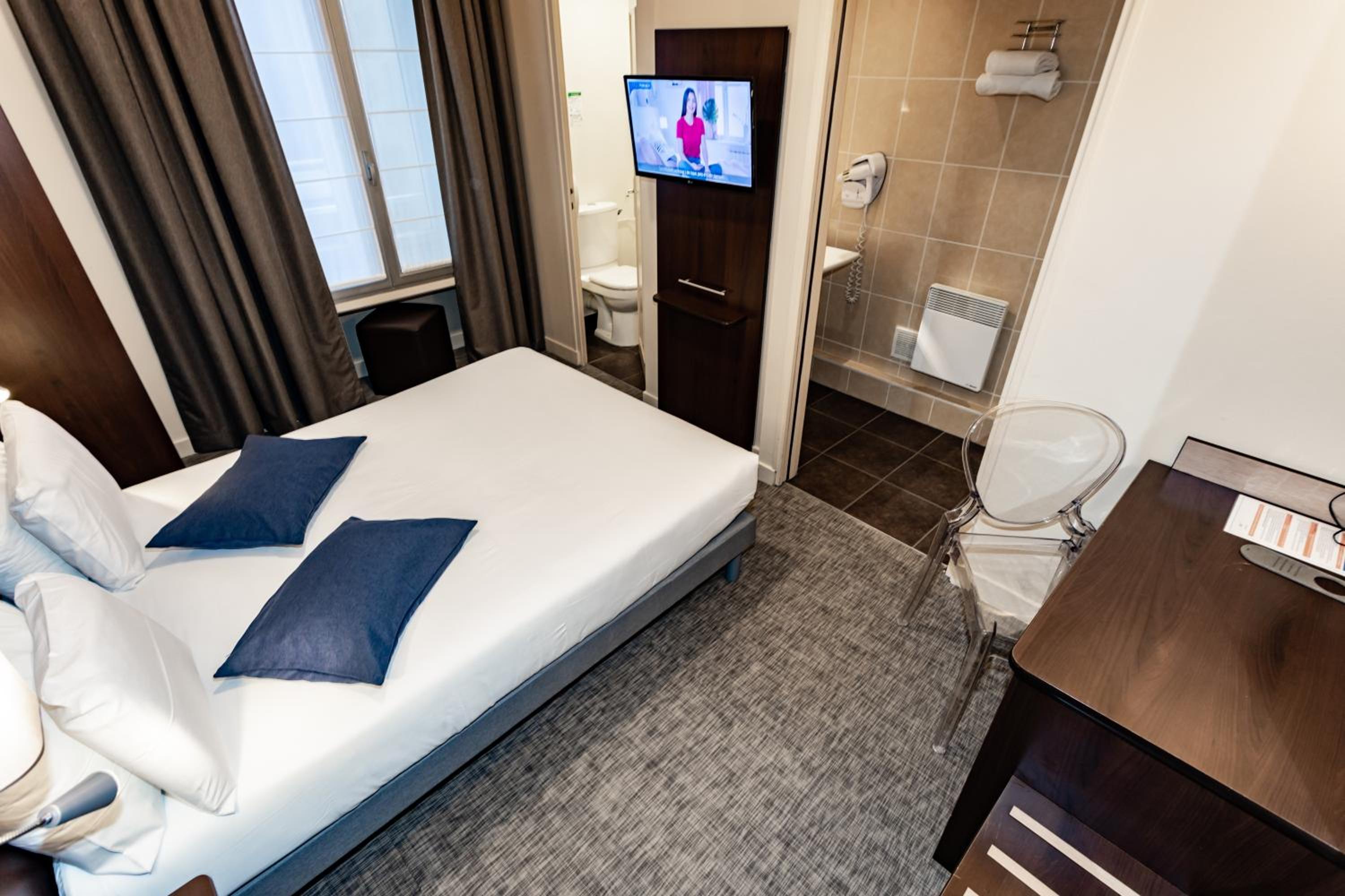 Superior Double Room - Photo 5