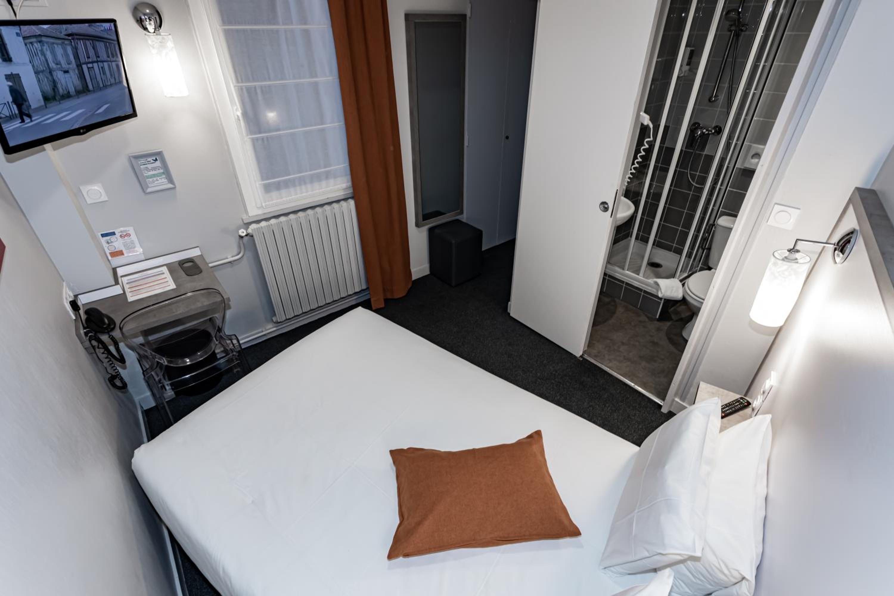 Single Room photo 2