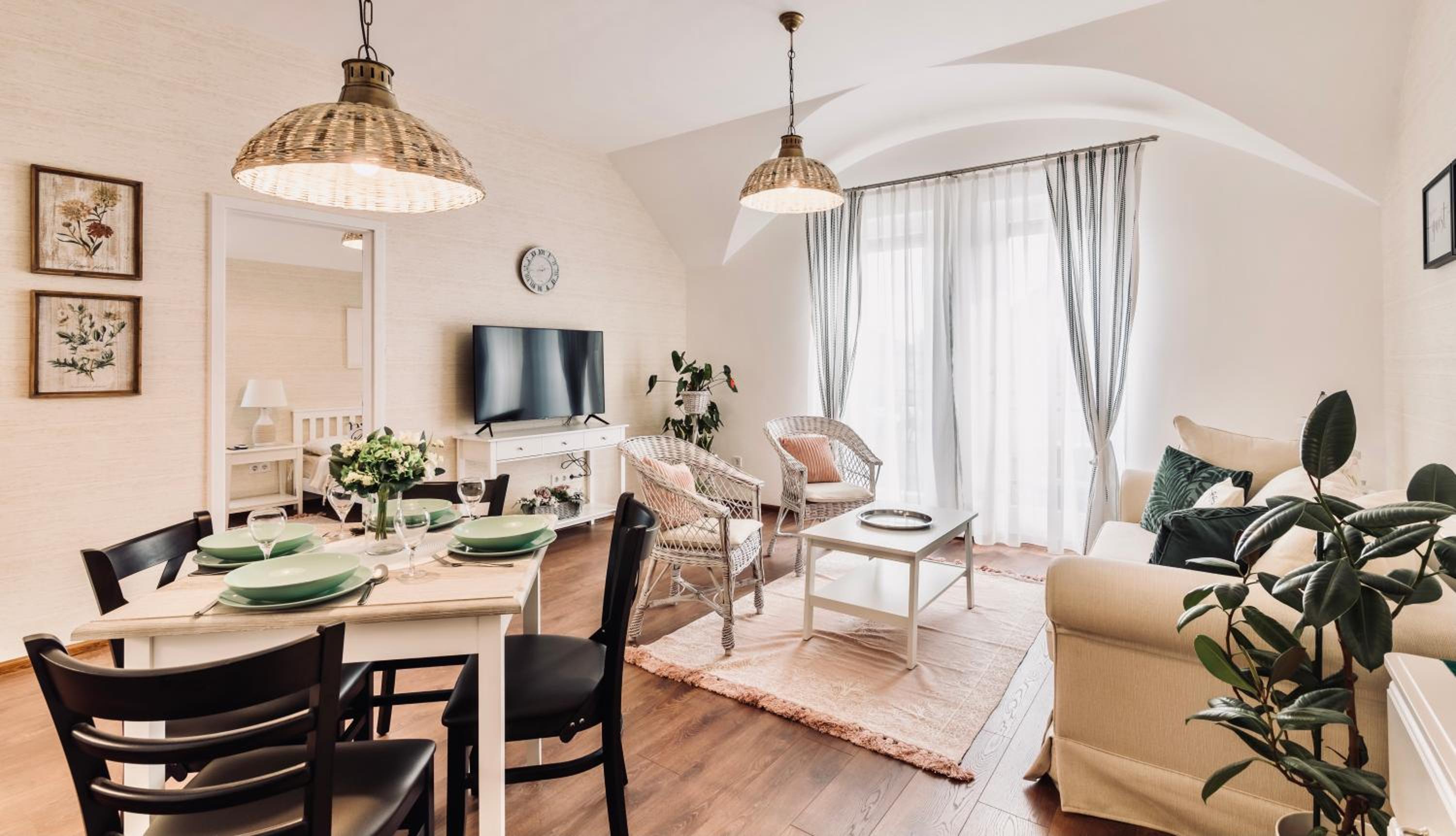 One-Bedroom Apartment