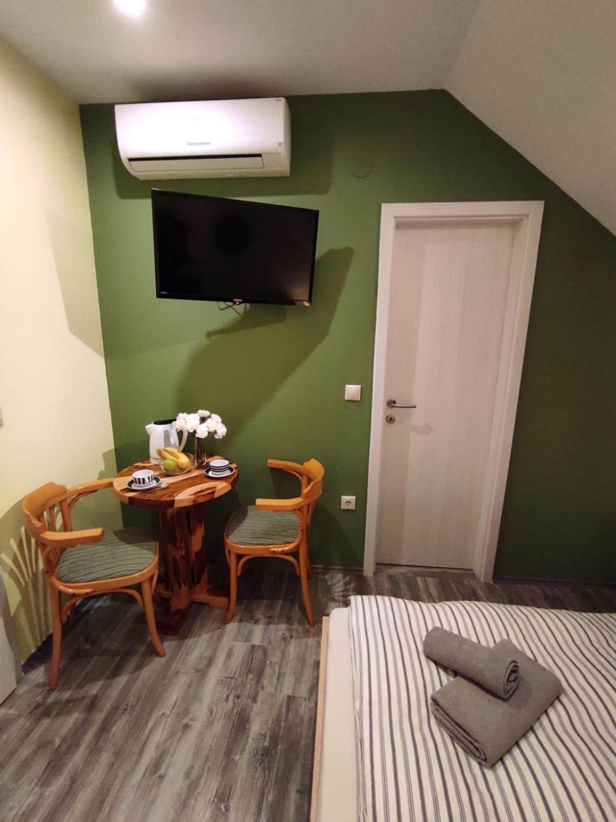 King Room with Mountain View - Photo 6