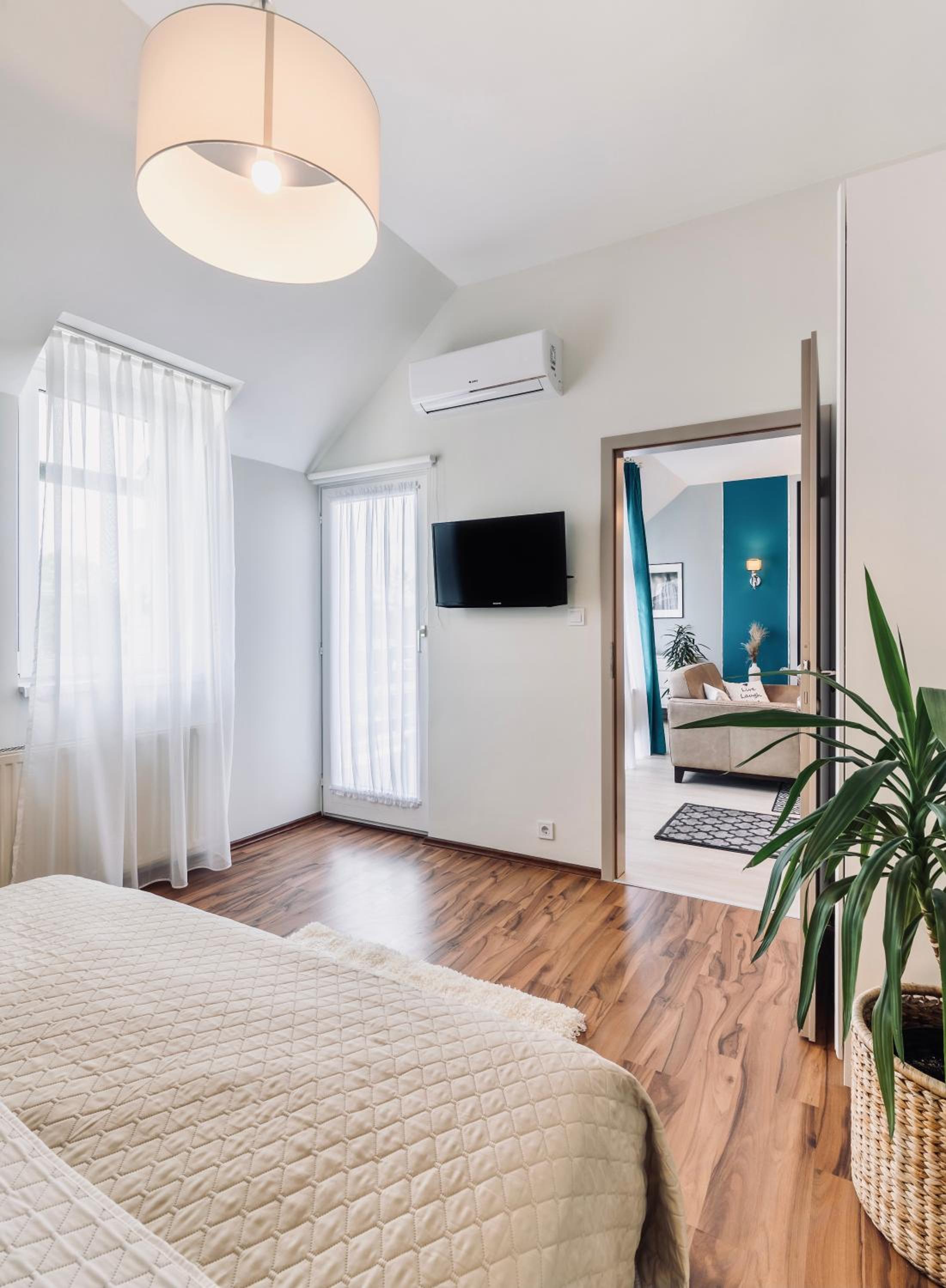 Two-Bedroom Apartment - Photo 14