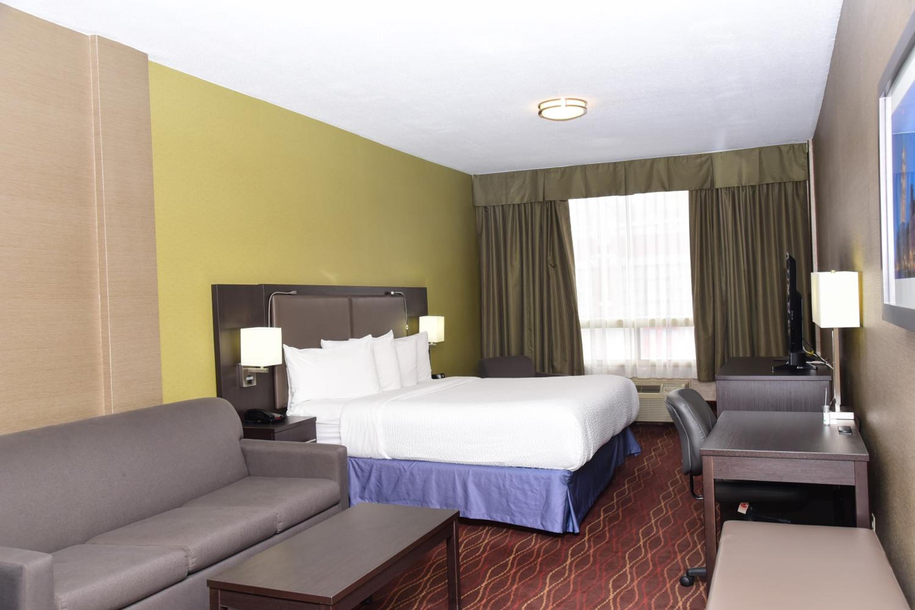 1 King Deluxe Room photo 1