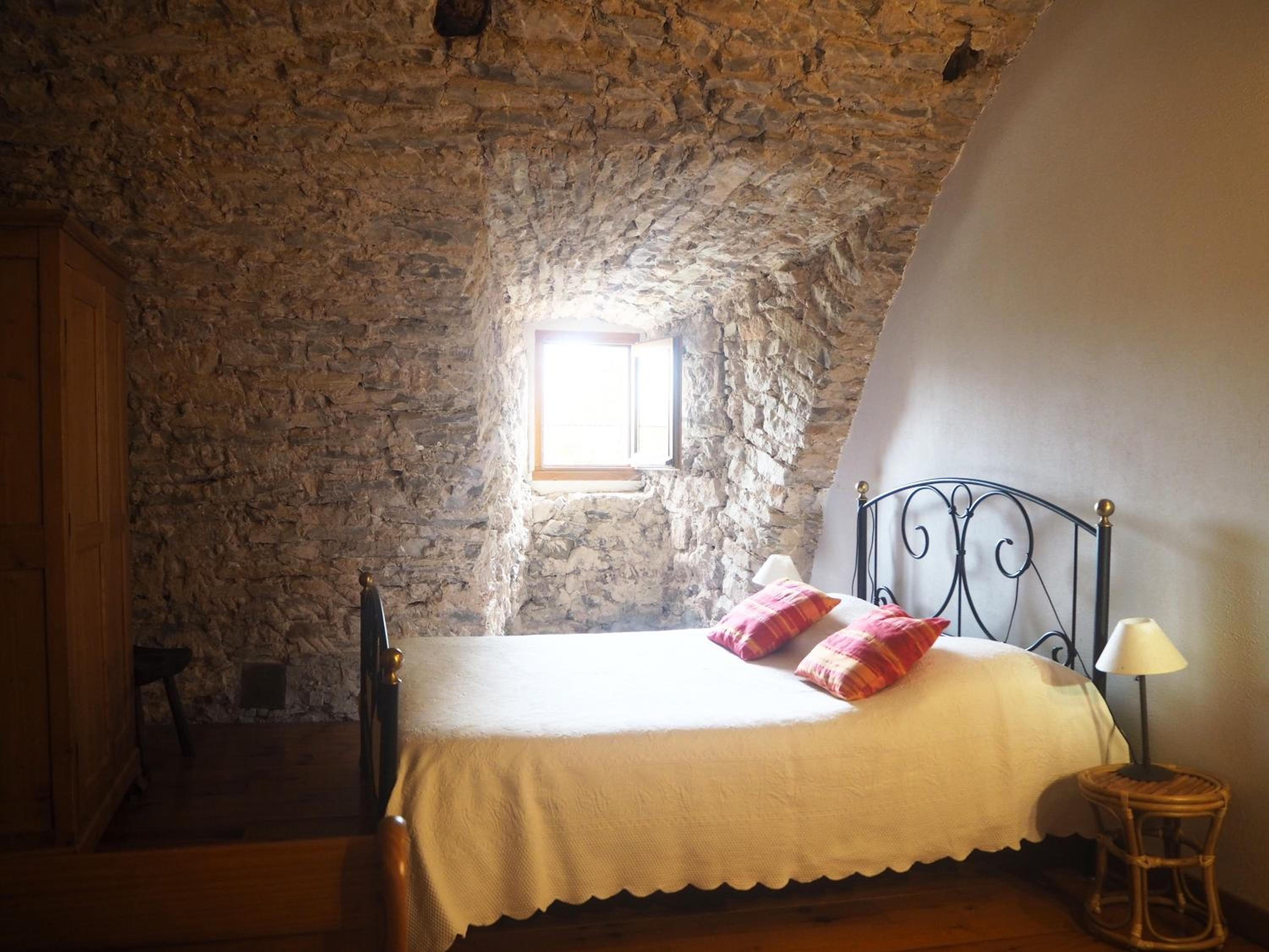 Two-Bedroom Apartment - Asphodele photo 3