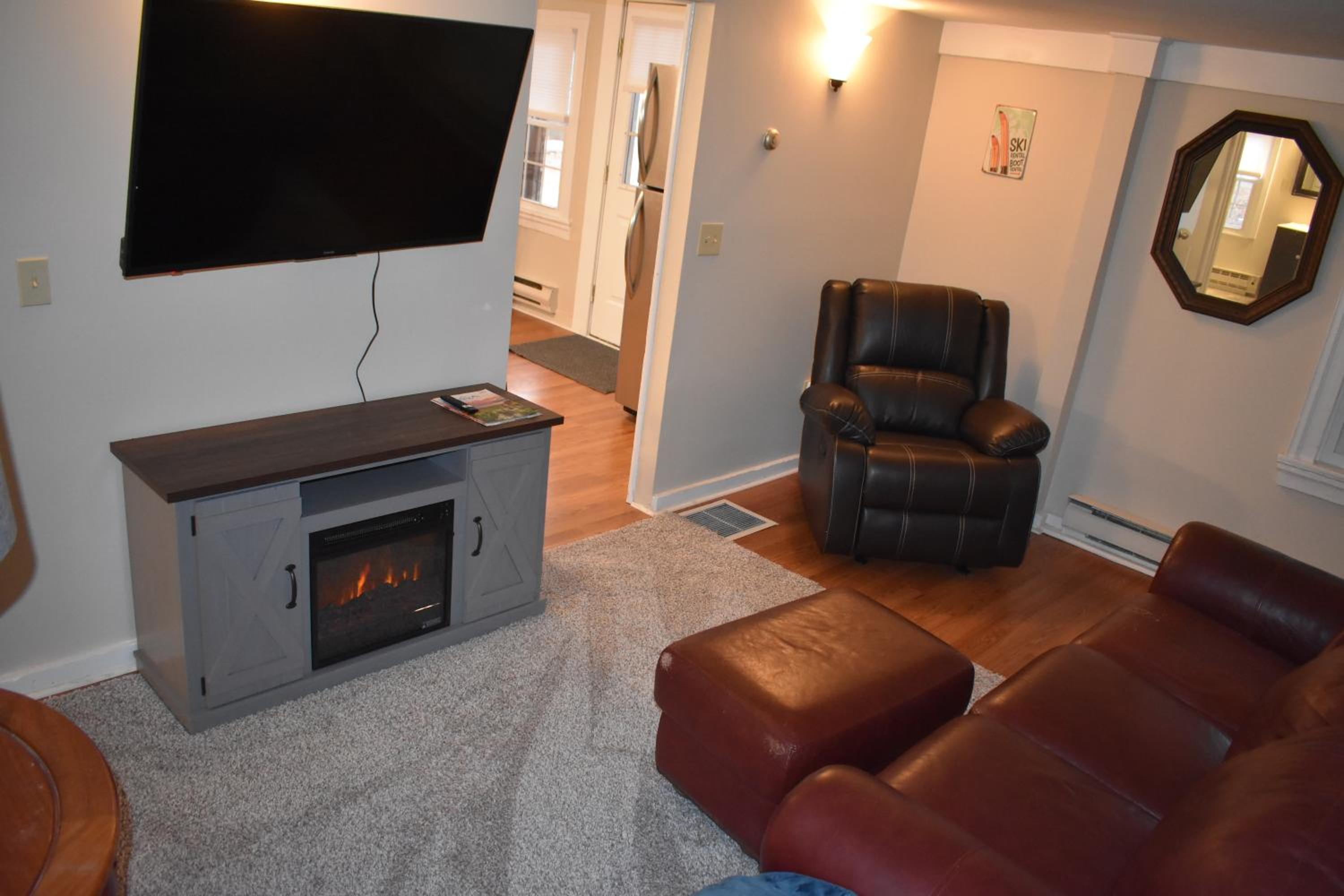 Three-Bedroom House - Photo 13
