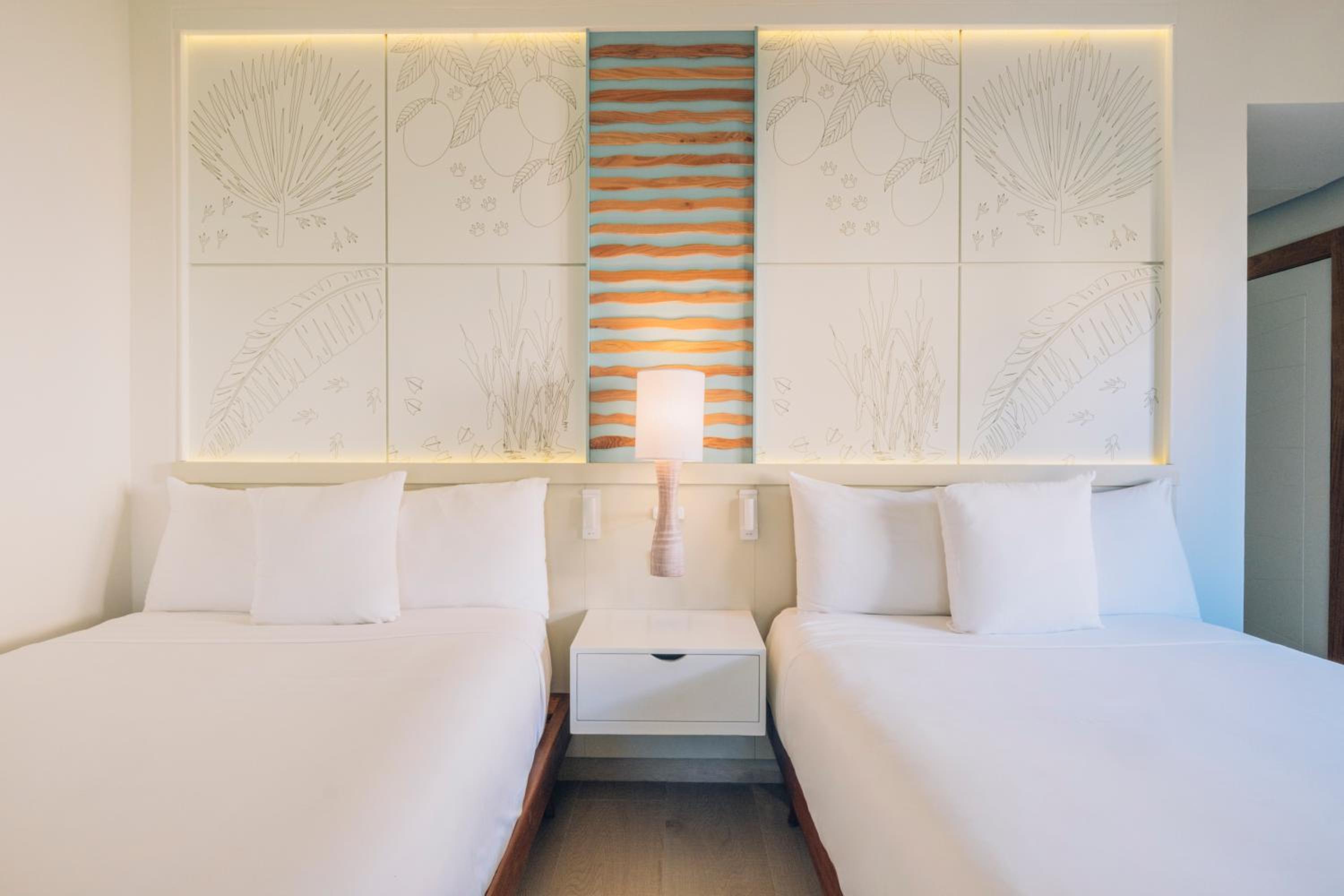 Junior Suite (1 Adult)