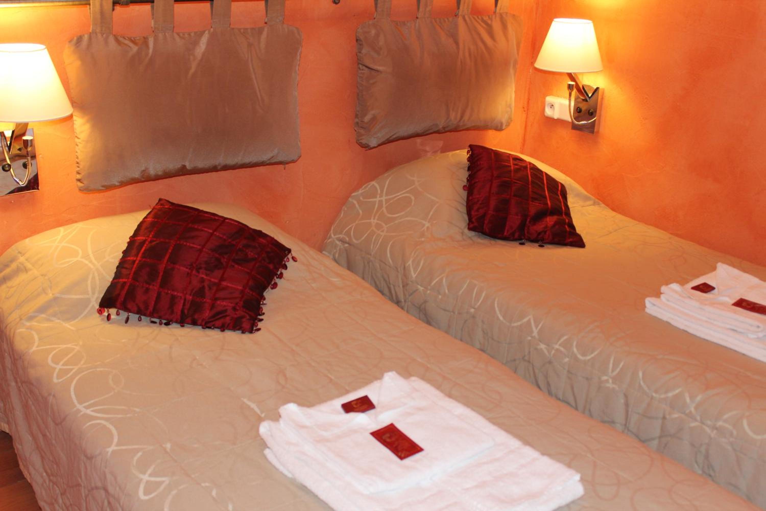 Comfort Twin Room photo 1