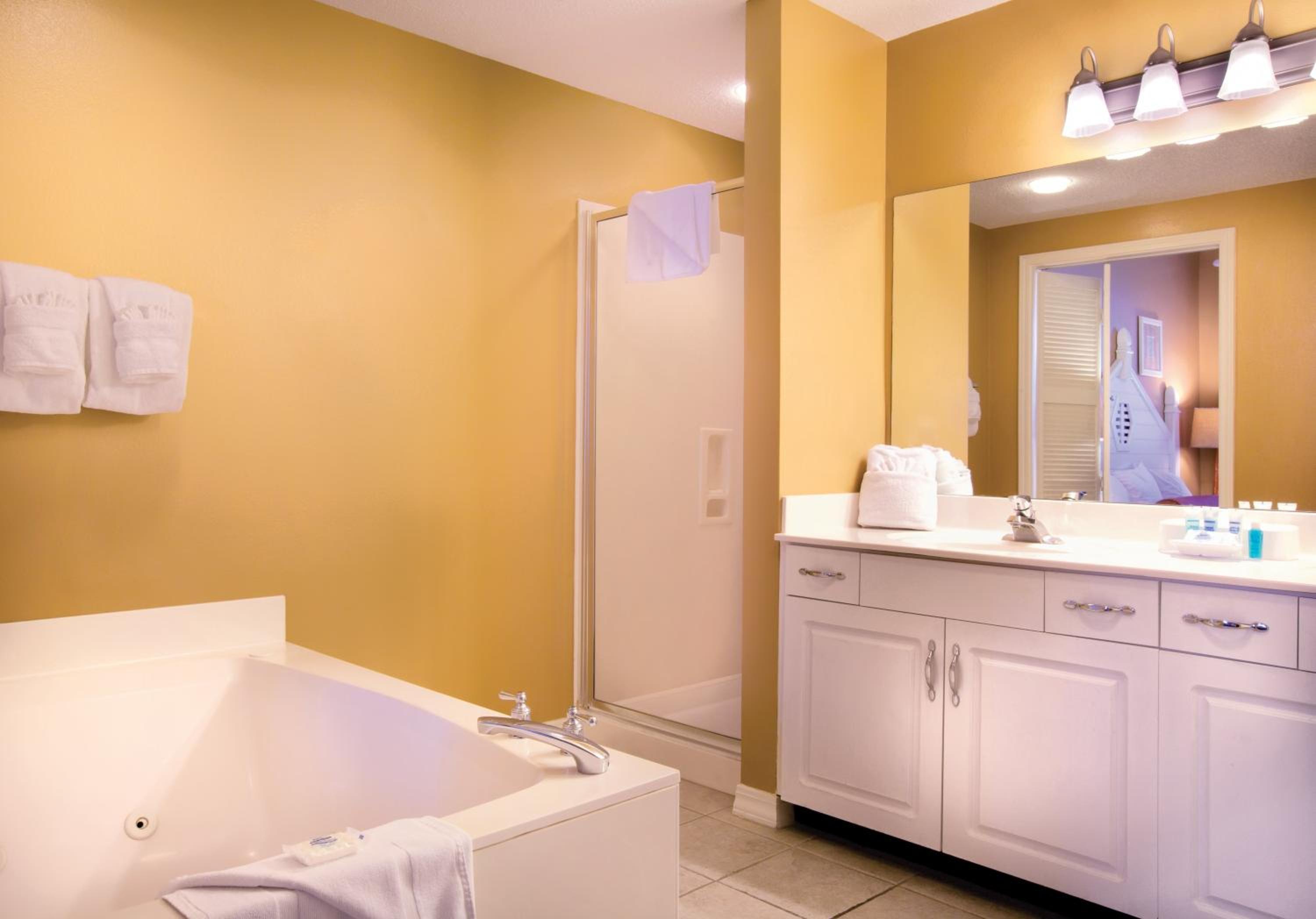 One-Bedroom Suite photo 2