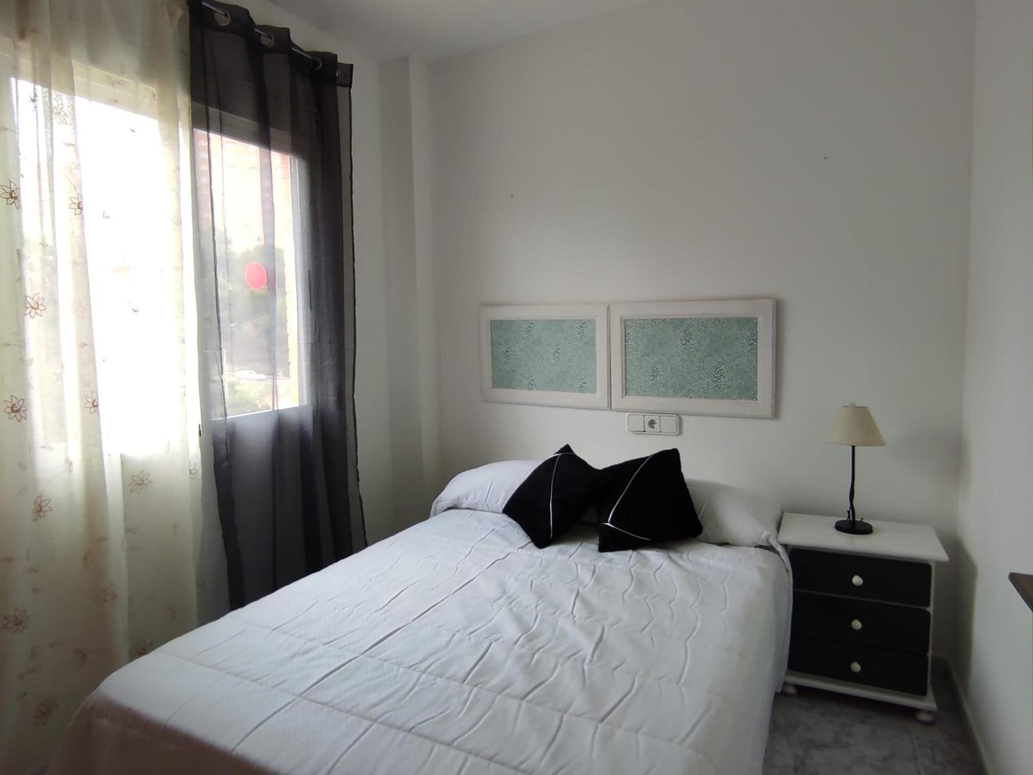 One-Bedroom Apartment photo 3