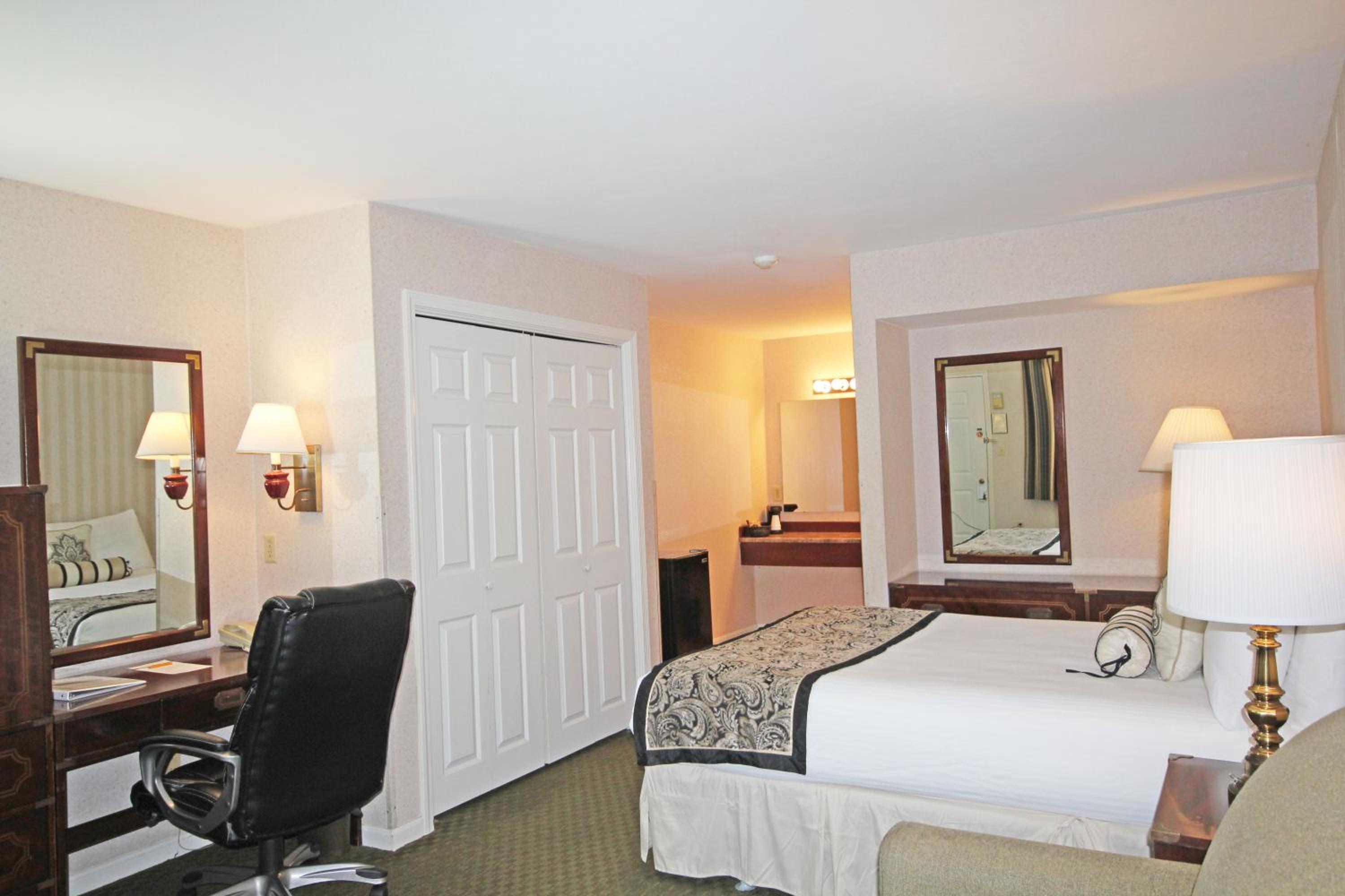 Premium Queen Room - Photo 4