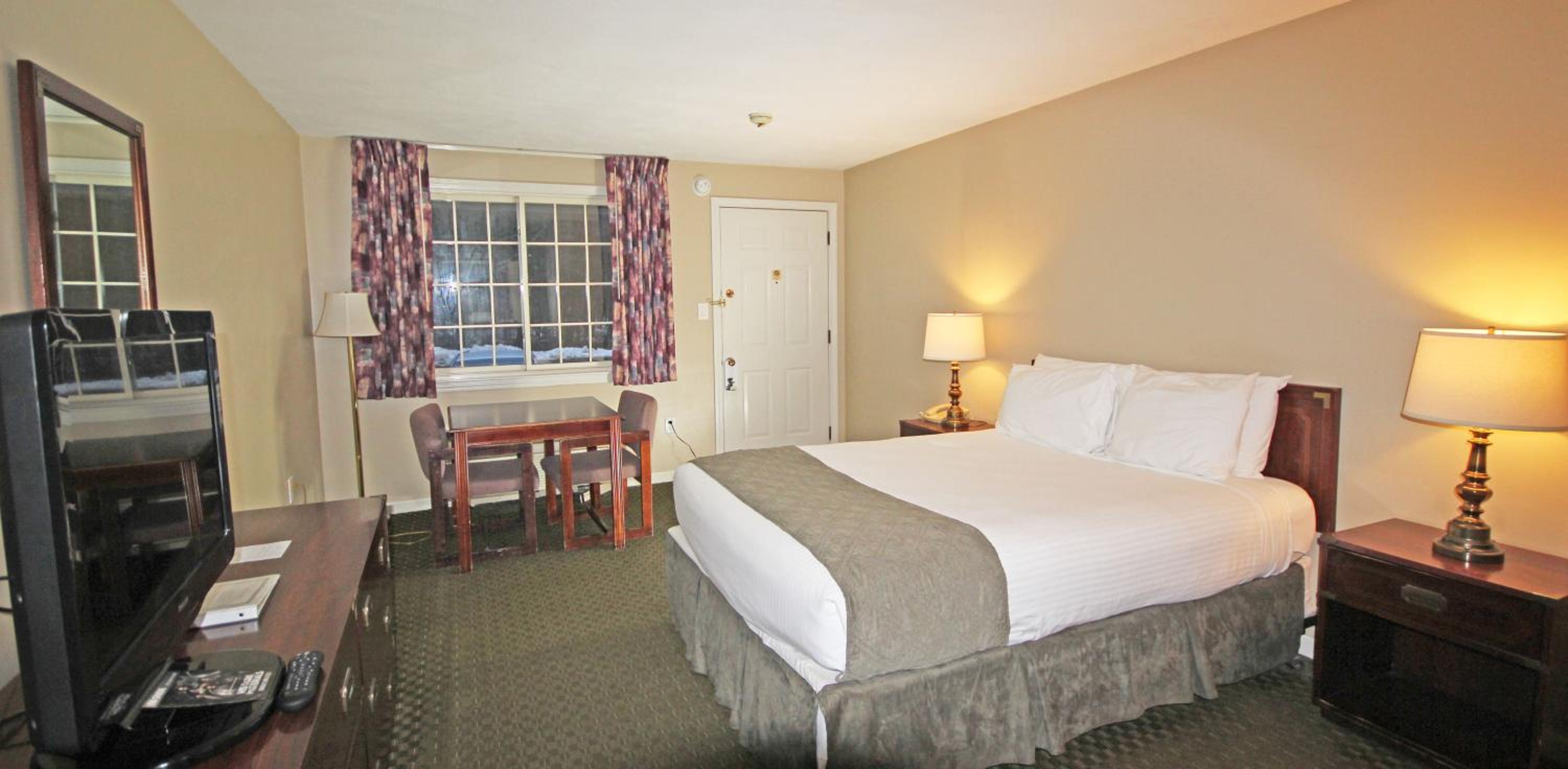 Queen Room - Photo 3