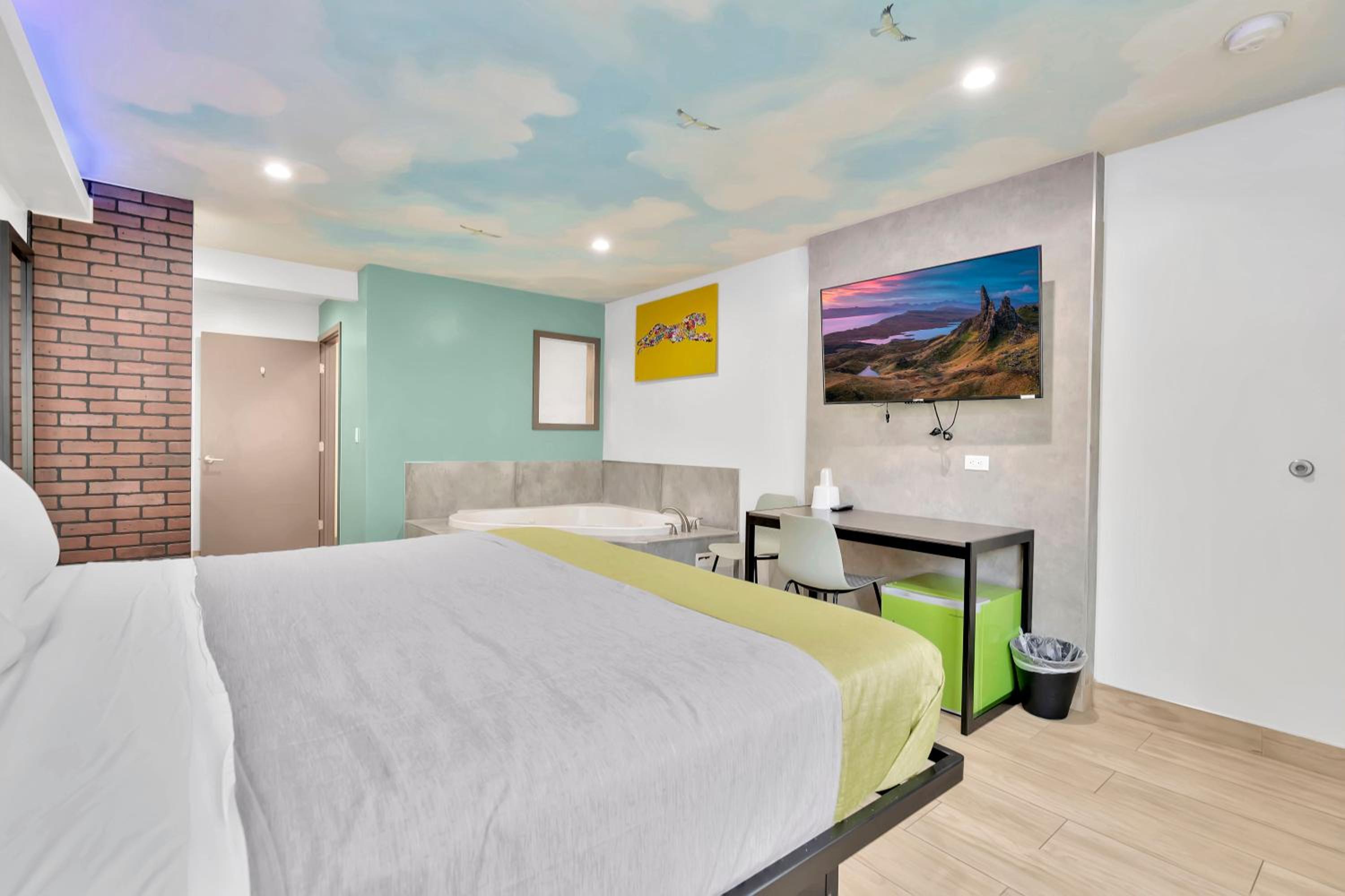 King Room with Spa Bath - Photo 5