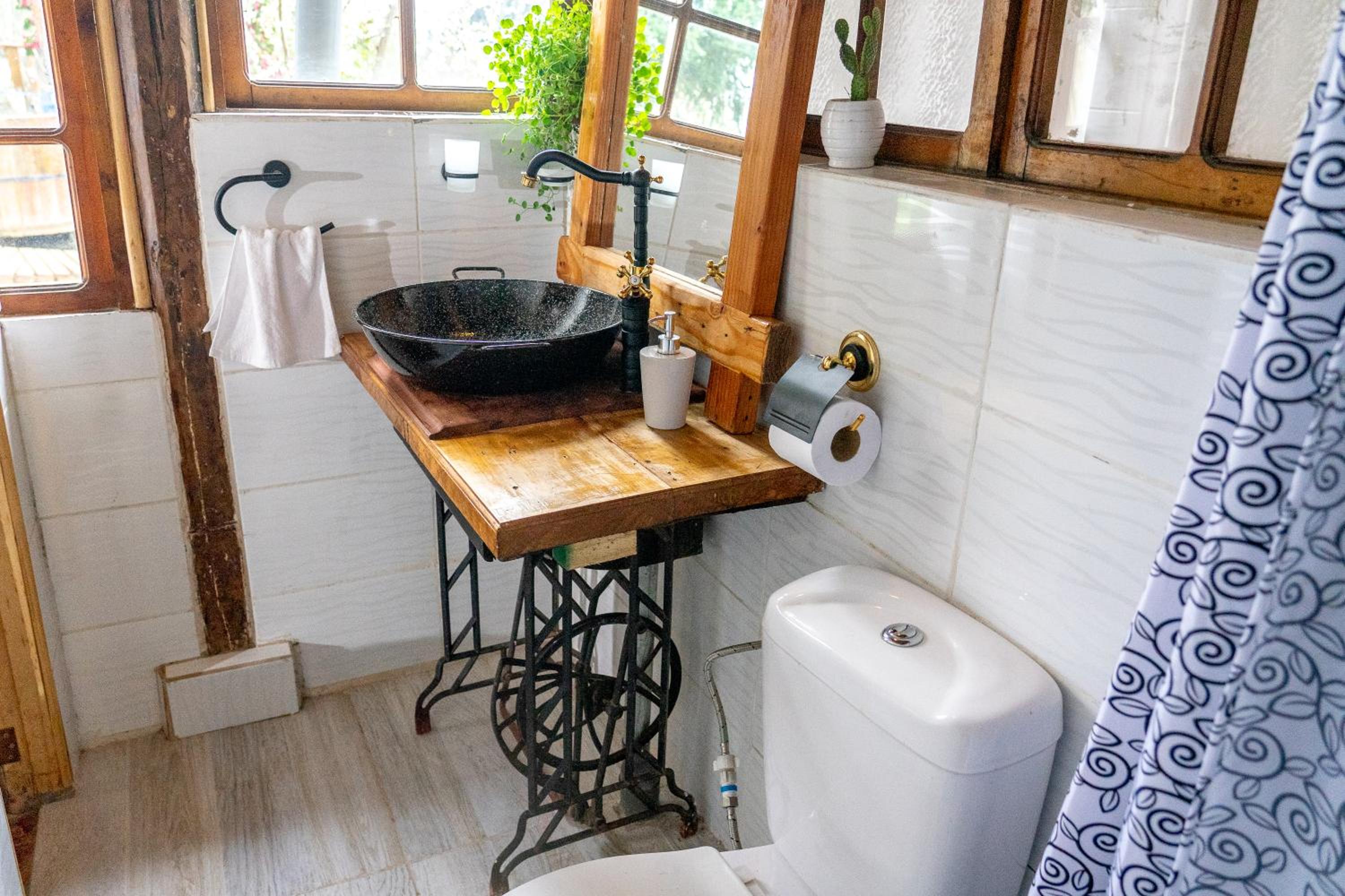 Double Room with Private Bathroom photo 3
