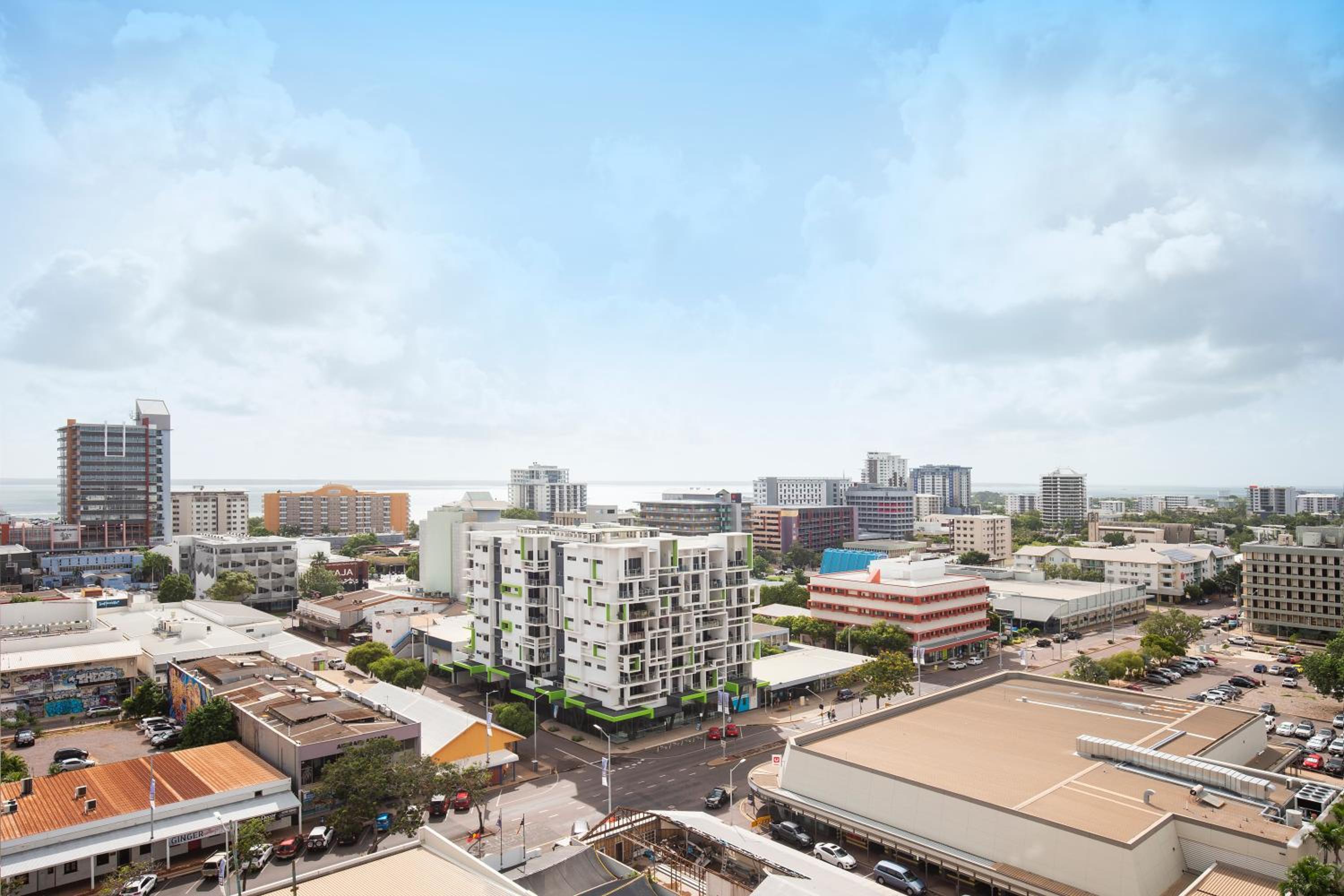 Two-Bedroom Apartment with City View - Photo 4
