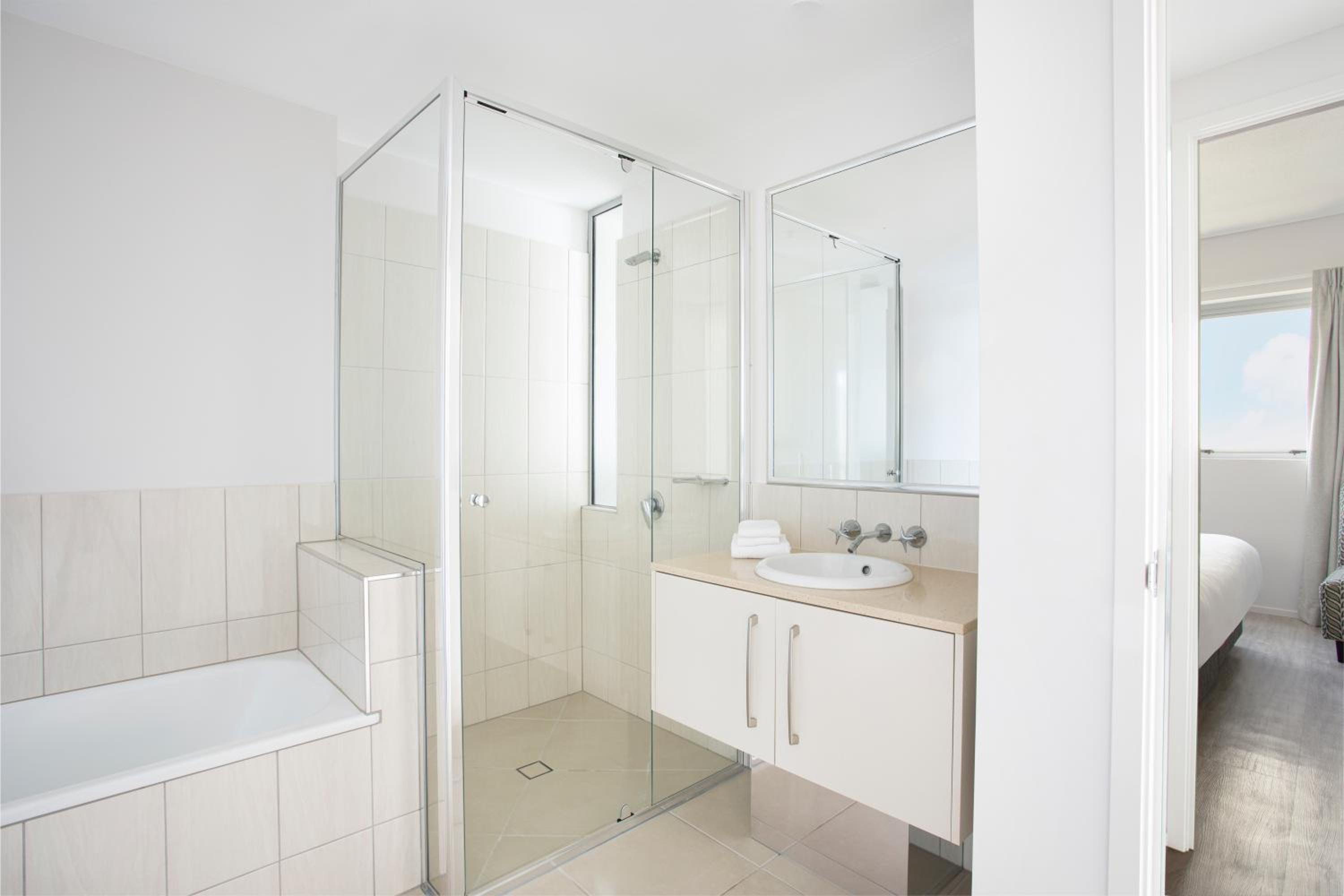 One-Bedroom Apartment - Photo 4