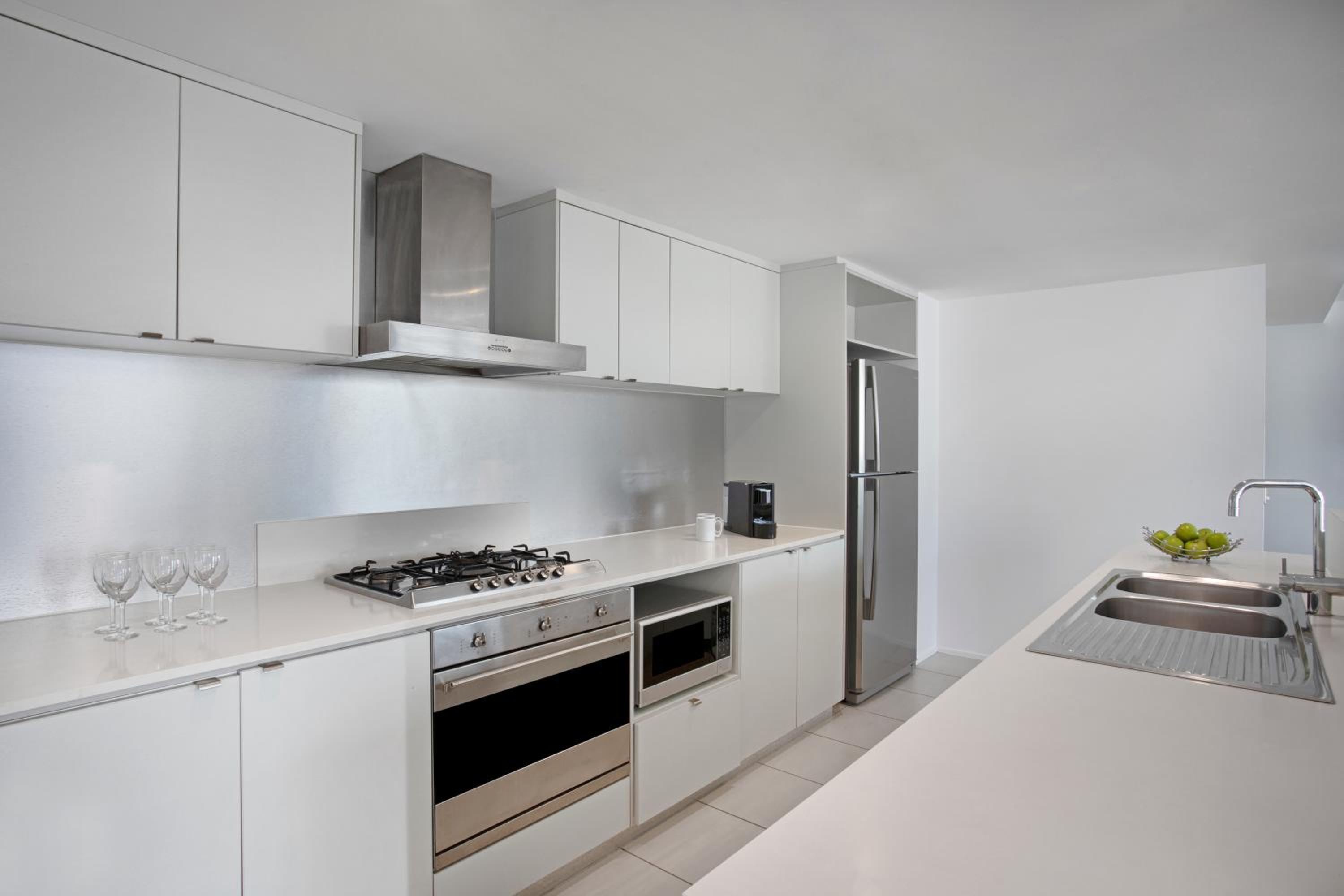 Three-Bedroom Apartment thumbnail 5