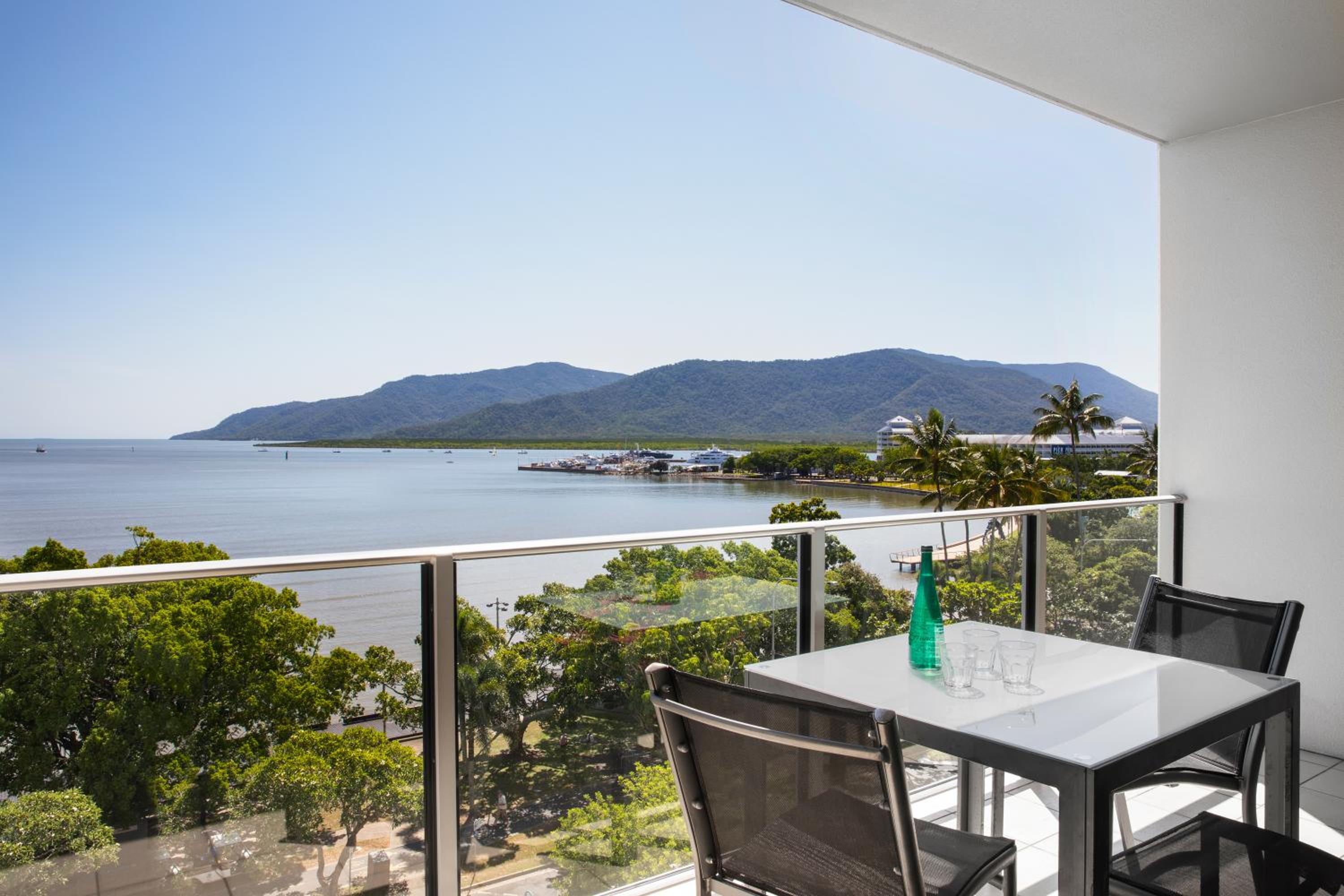 Two-Bedroom Ocean Dual Key