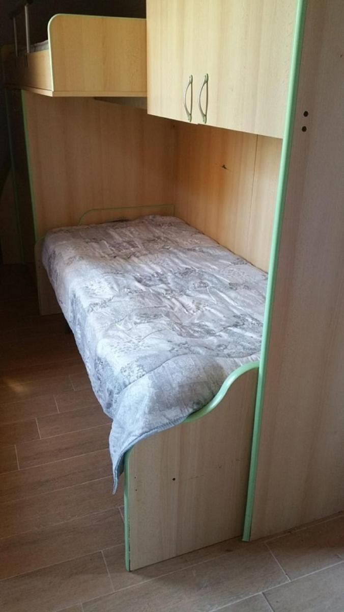 Twin Room with Private Bathroom photo 2