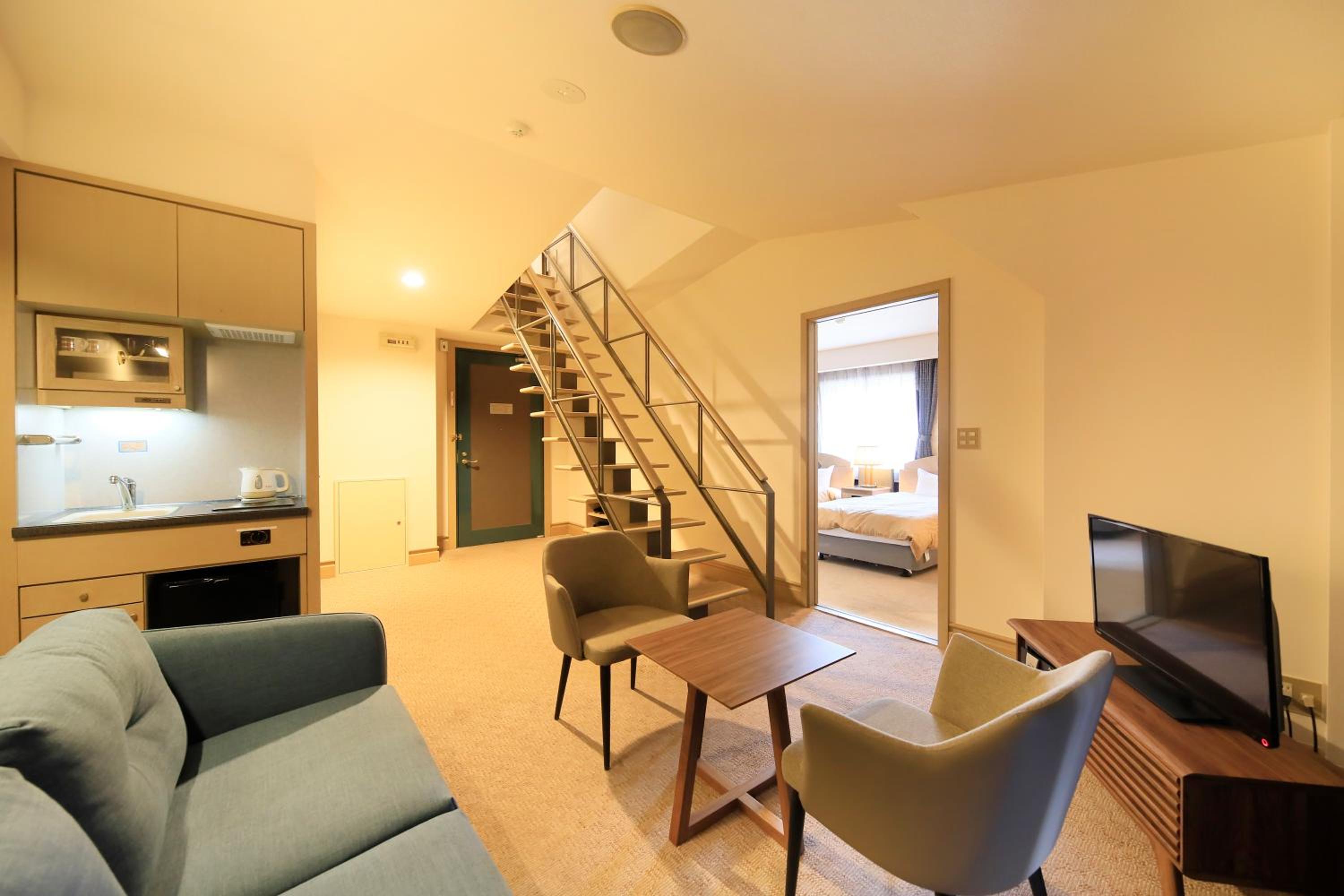 Quadruple Room - Photo 9