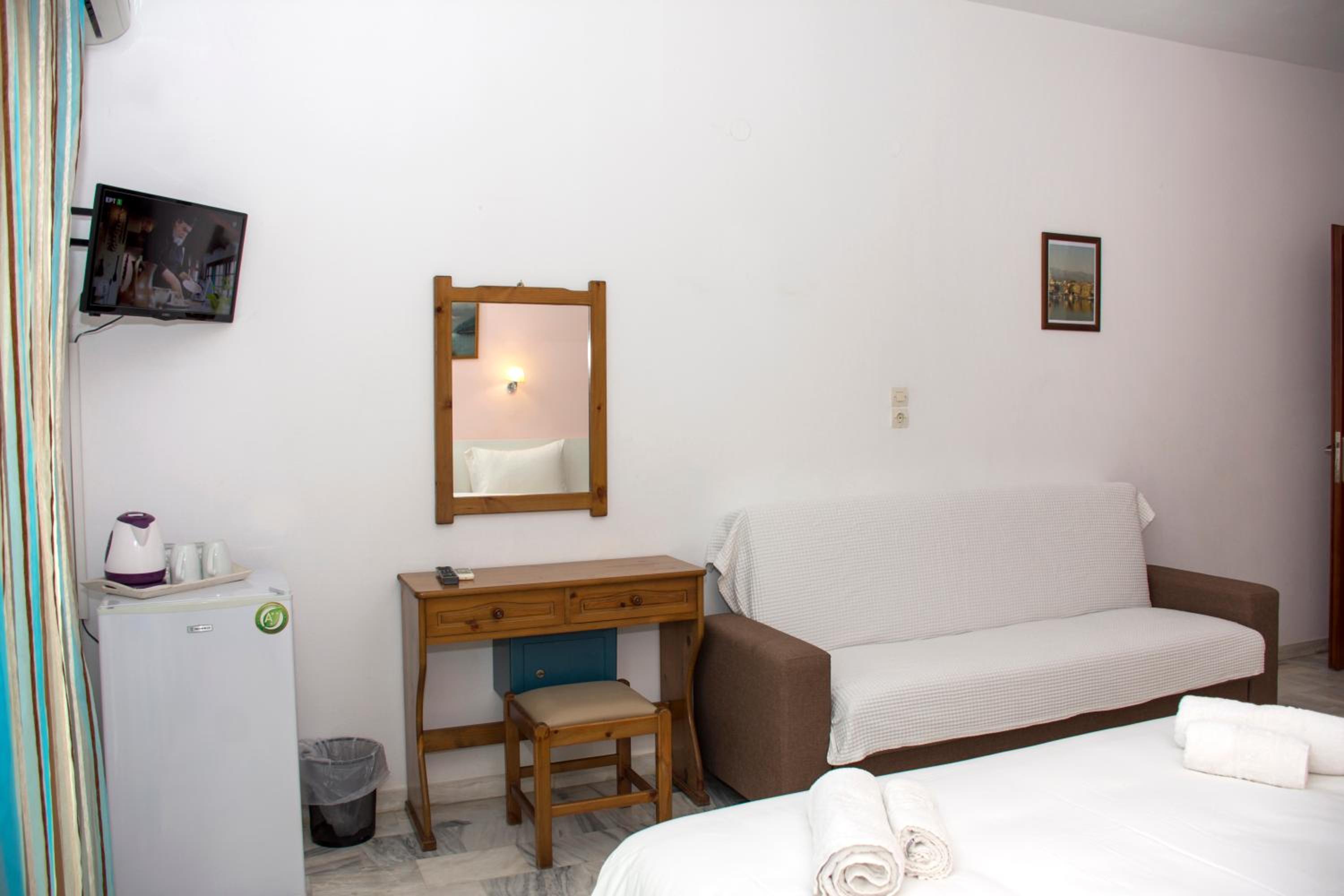 Double Room With Sofa Bed photo 3