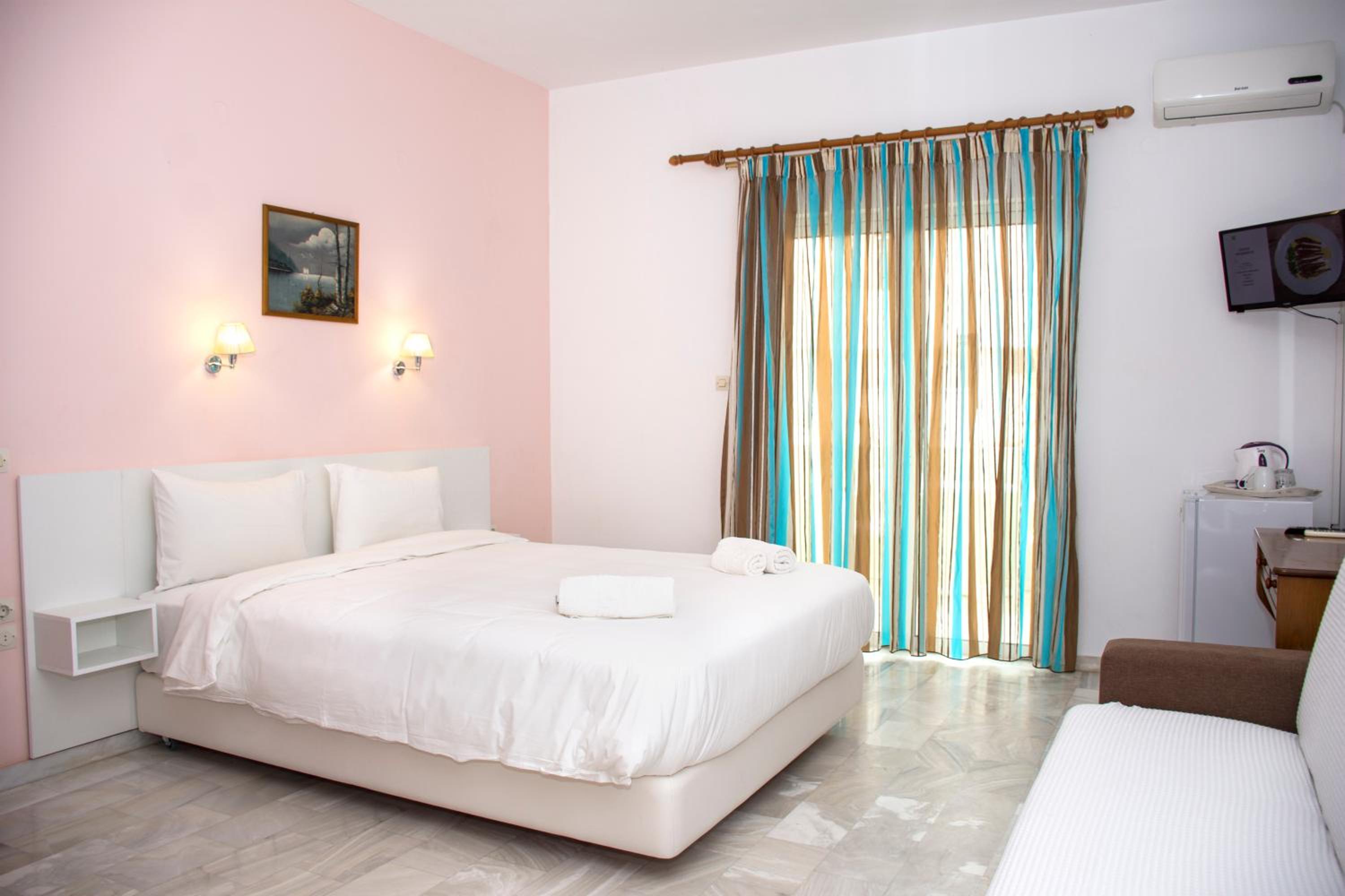 Double Room With Sofa Bed