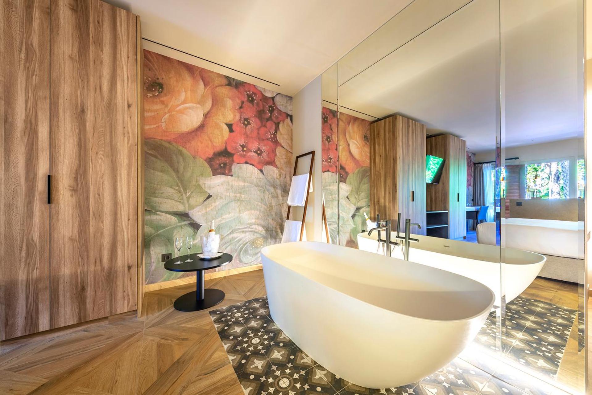Junior Suite (2 Adults) - Photo 5