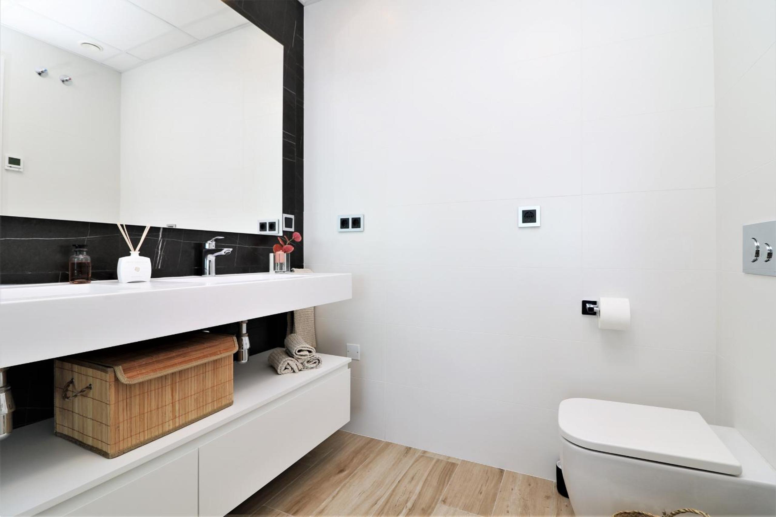 Apartment - Photo 34