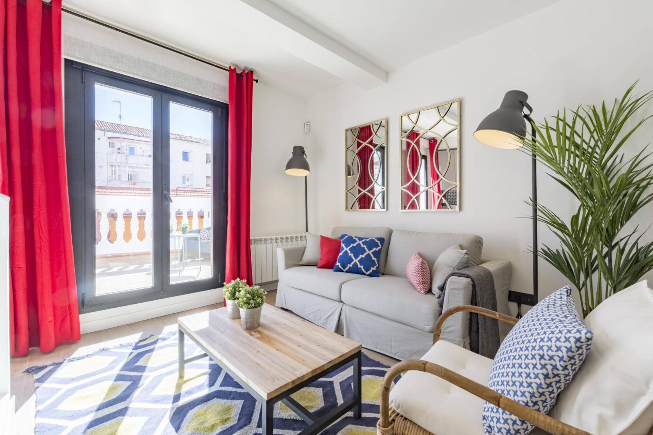 Apartamento de dos habitaciones con terraza I