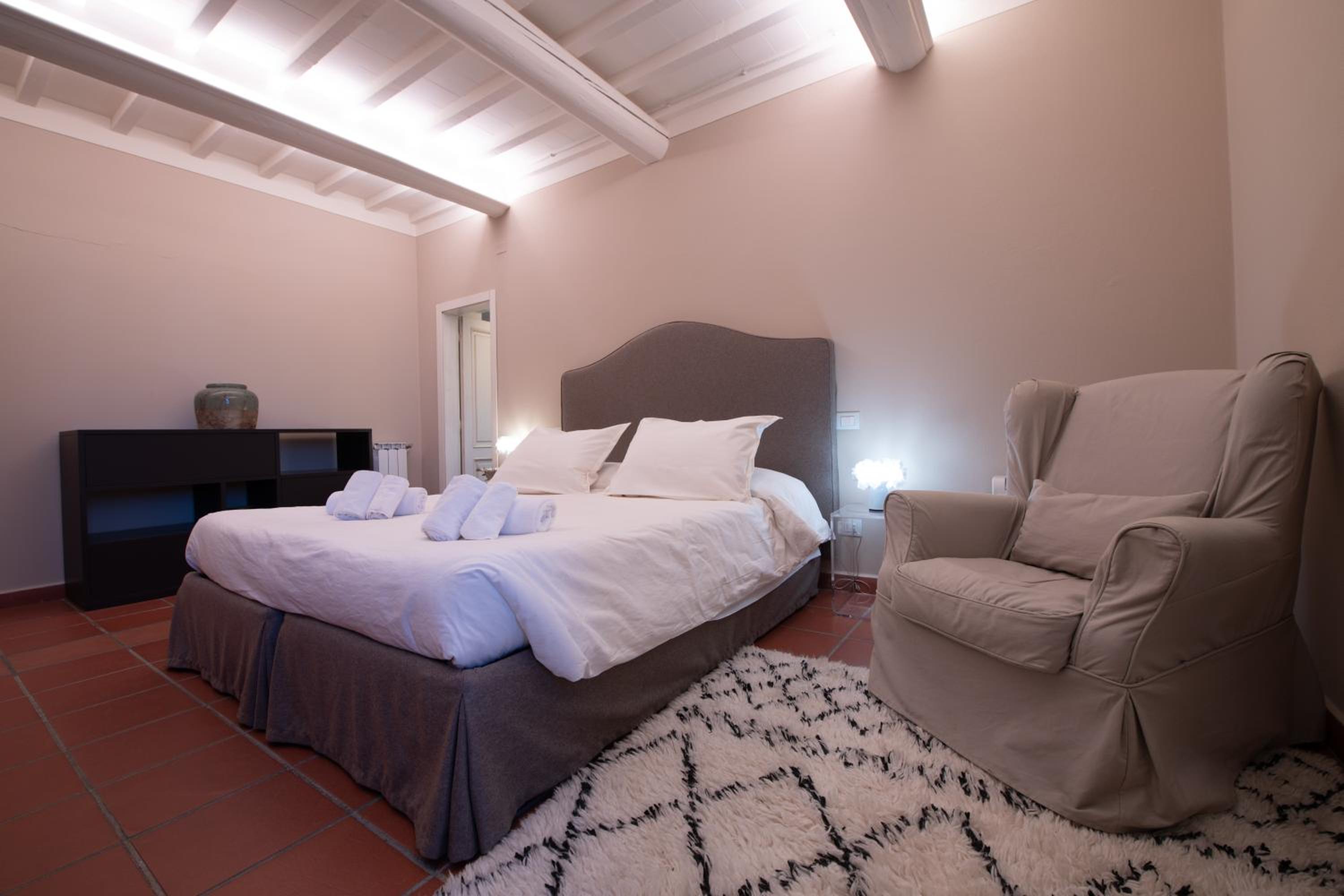 Four-Bedroom House photo 1