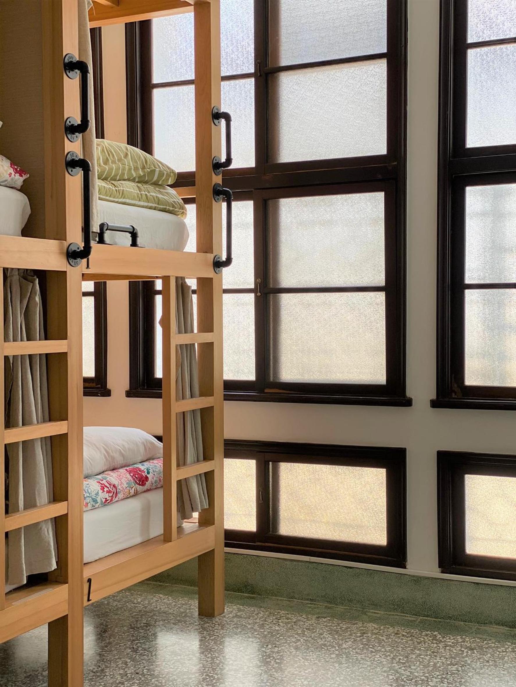 Bed in 6-Bed Mixed Dormitory Room