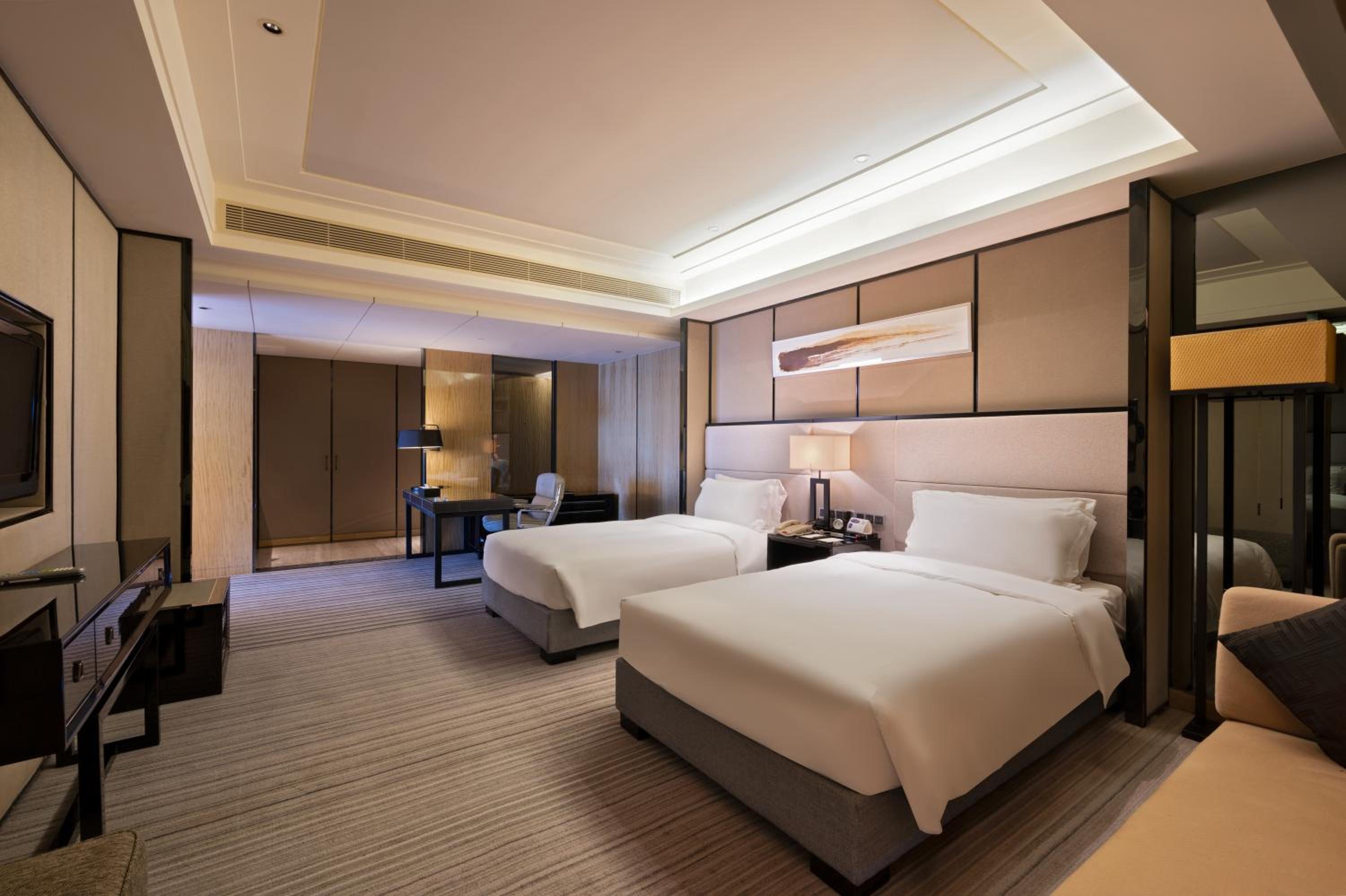 Superior Twin Room - Photo 1