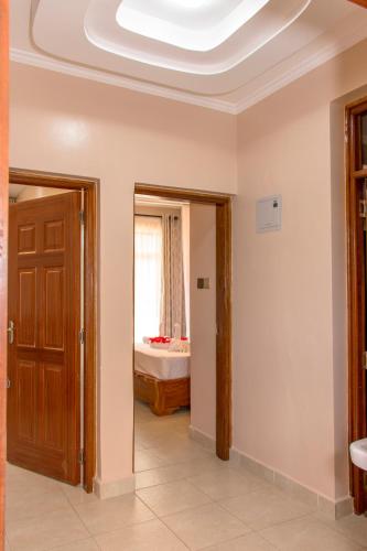 One-Bedroom Apartment - Photo 14