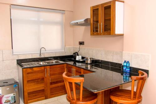 One-Bedroom Apartment - Photo 7