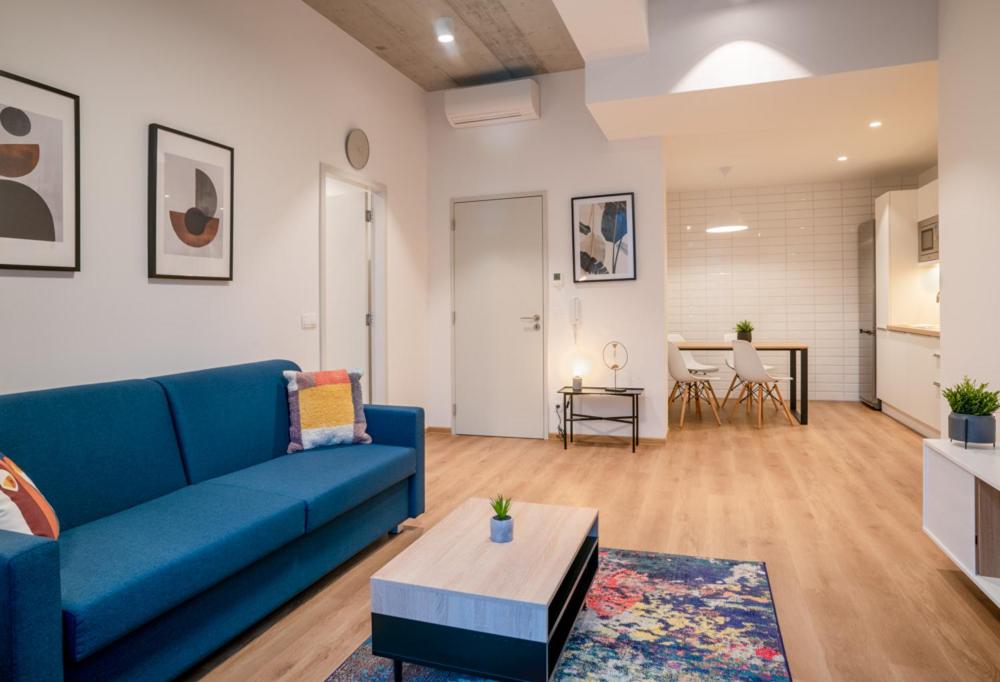 Apartment with Terrace - Photo 1