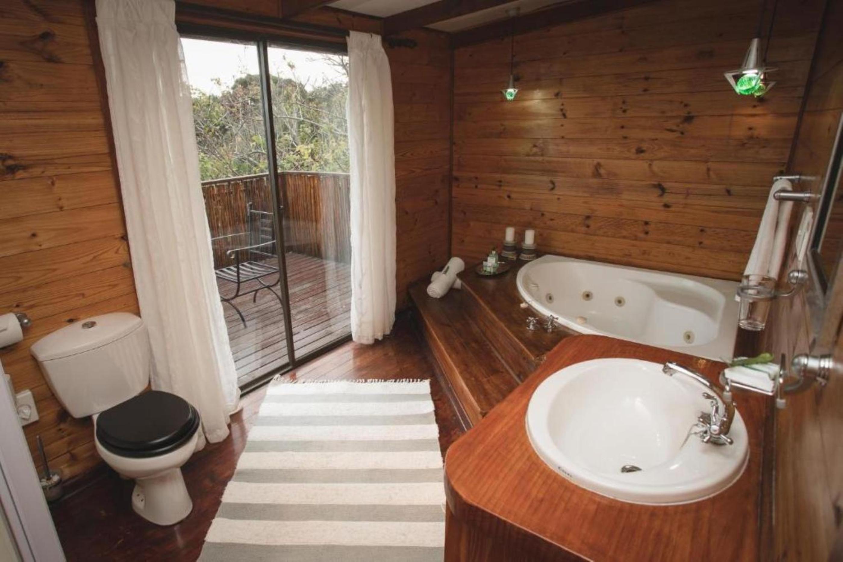 Deluxe Double Room with Balcony and Sea View photo 2
