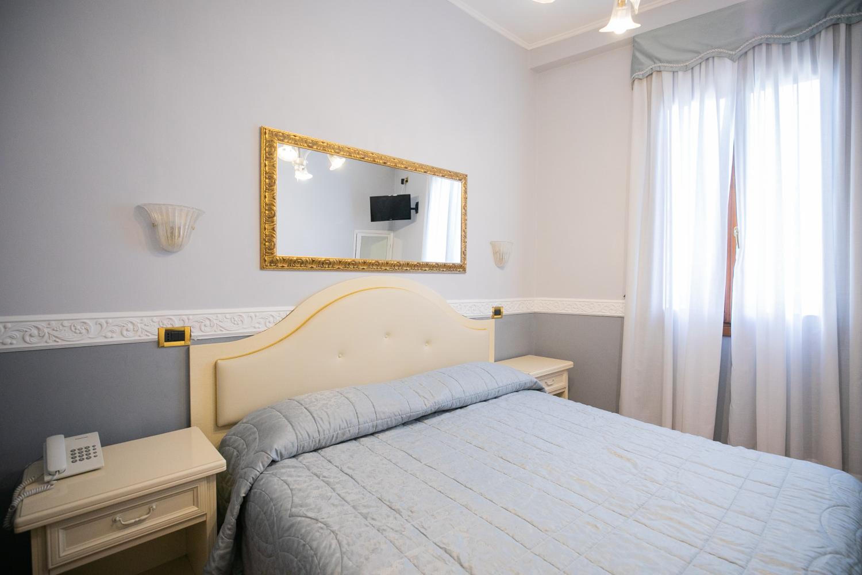 Classic Double Room photo 1